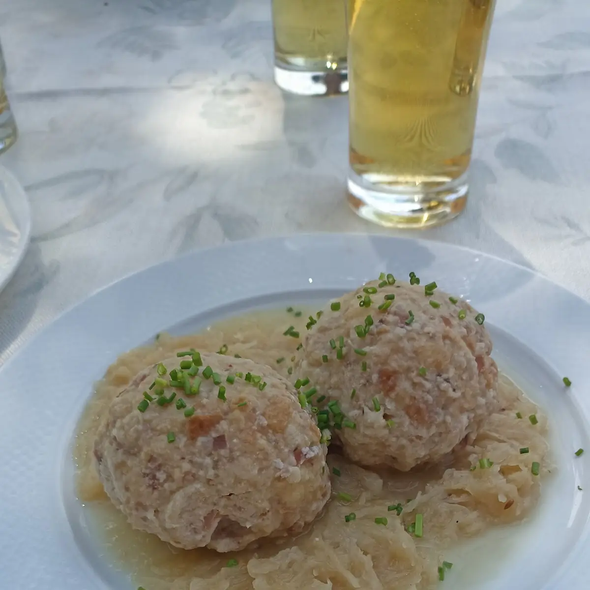 Sauerkraut Mit Knödel