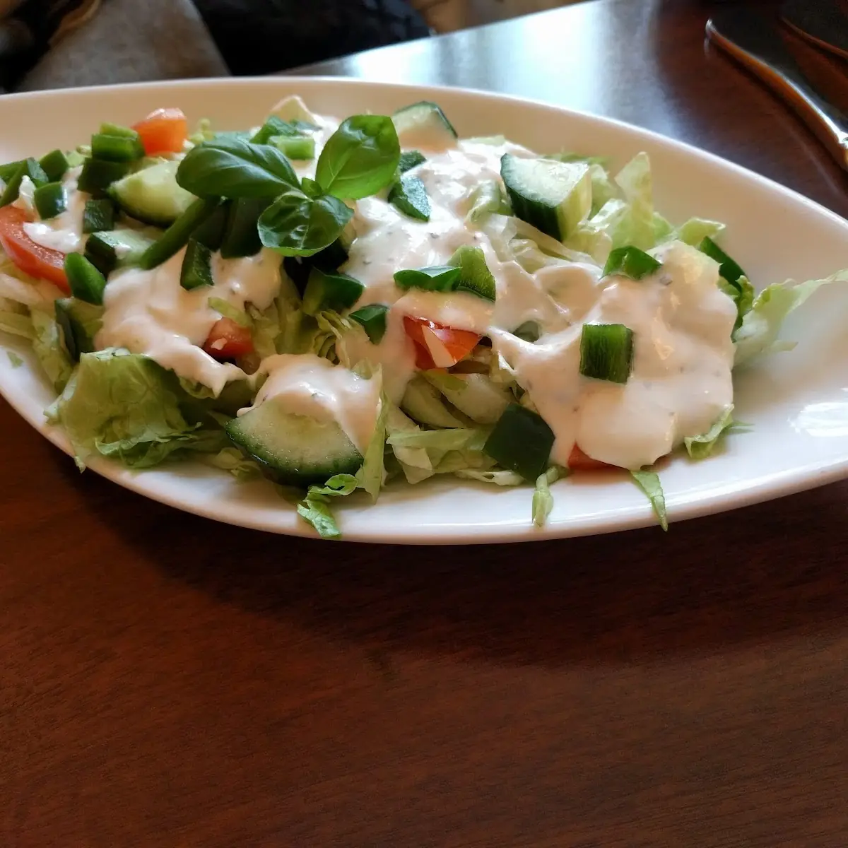 Gemischter Salat Mit Kräuterdressing