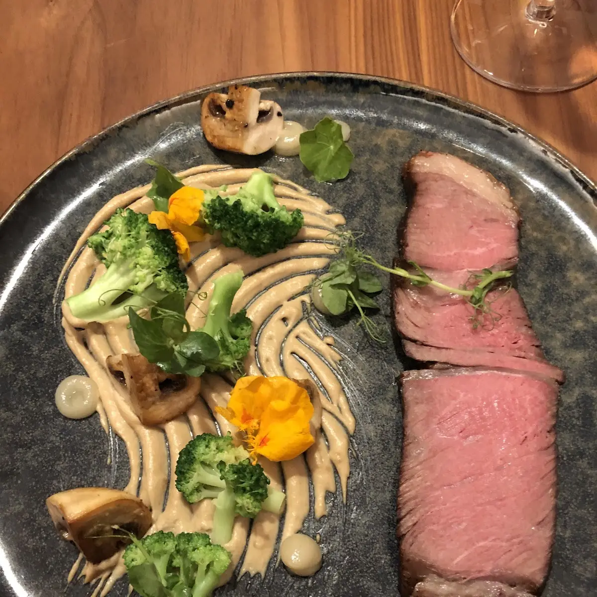 Tomahawk Steak