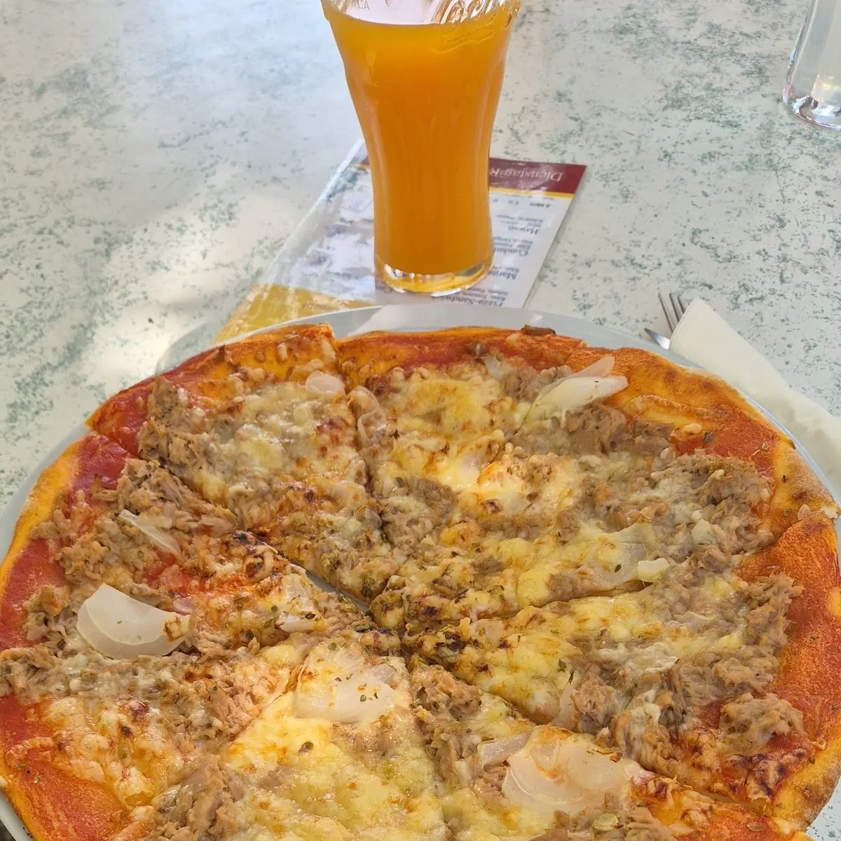 Pizza Tonno