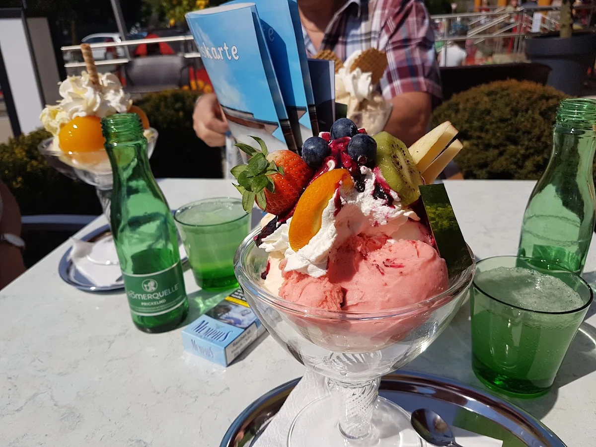 Früchtebecher