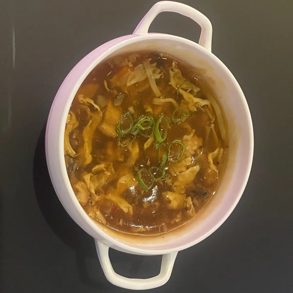 Sauer-scharfe Suppe