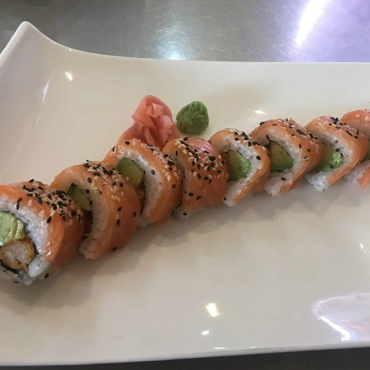 Sake Tempura Roll 8 Stk