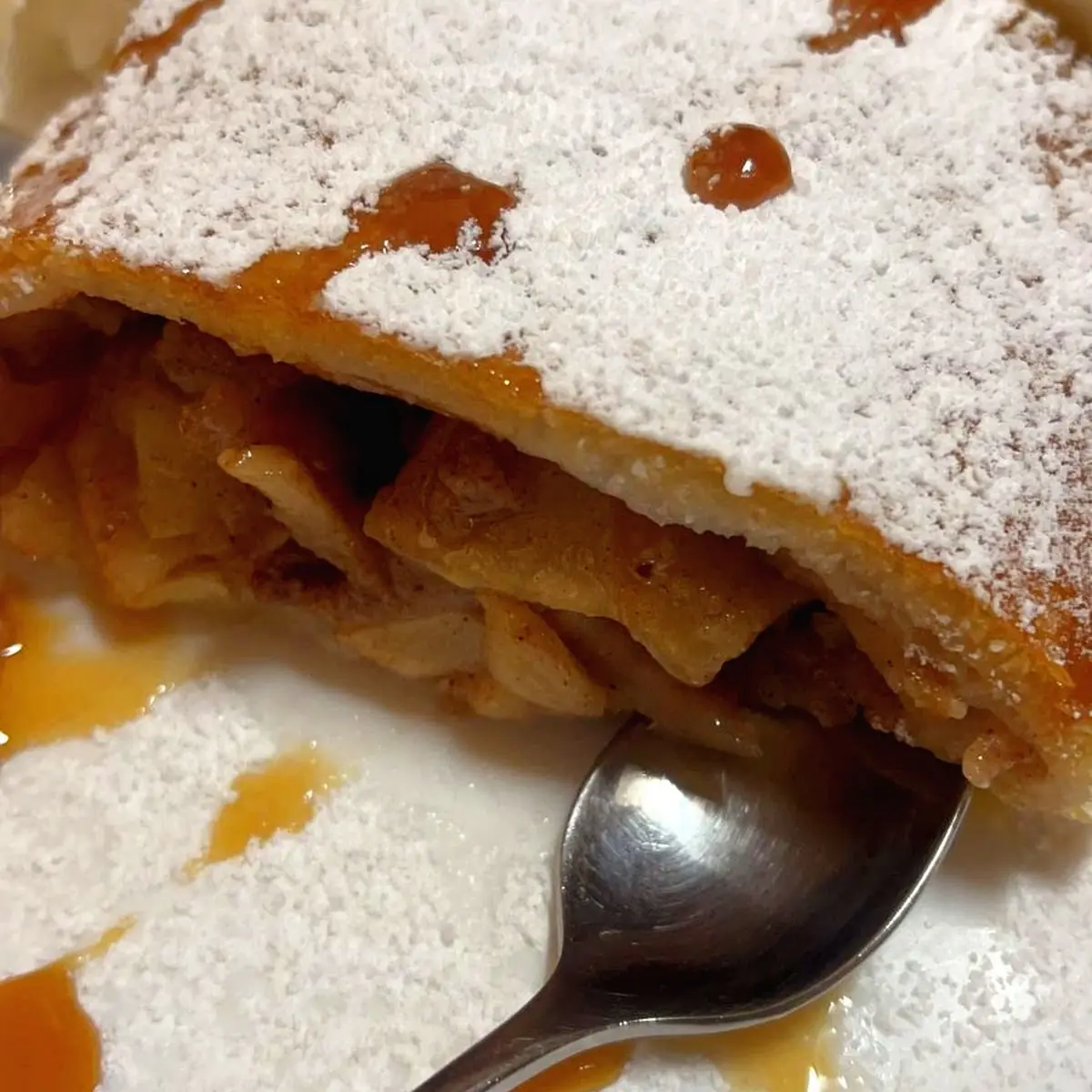 Apfelstrudel