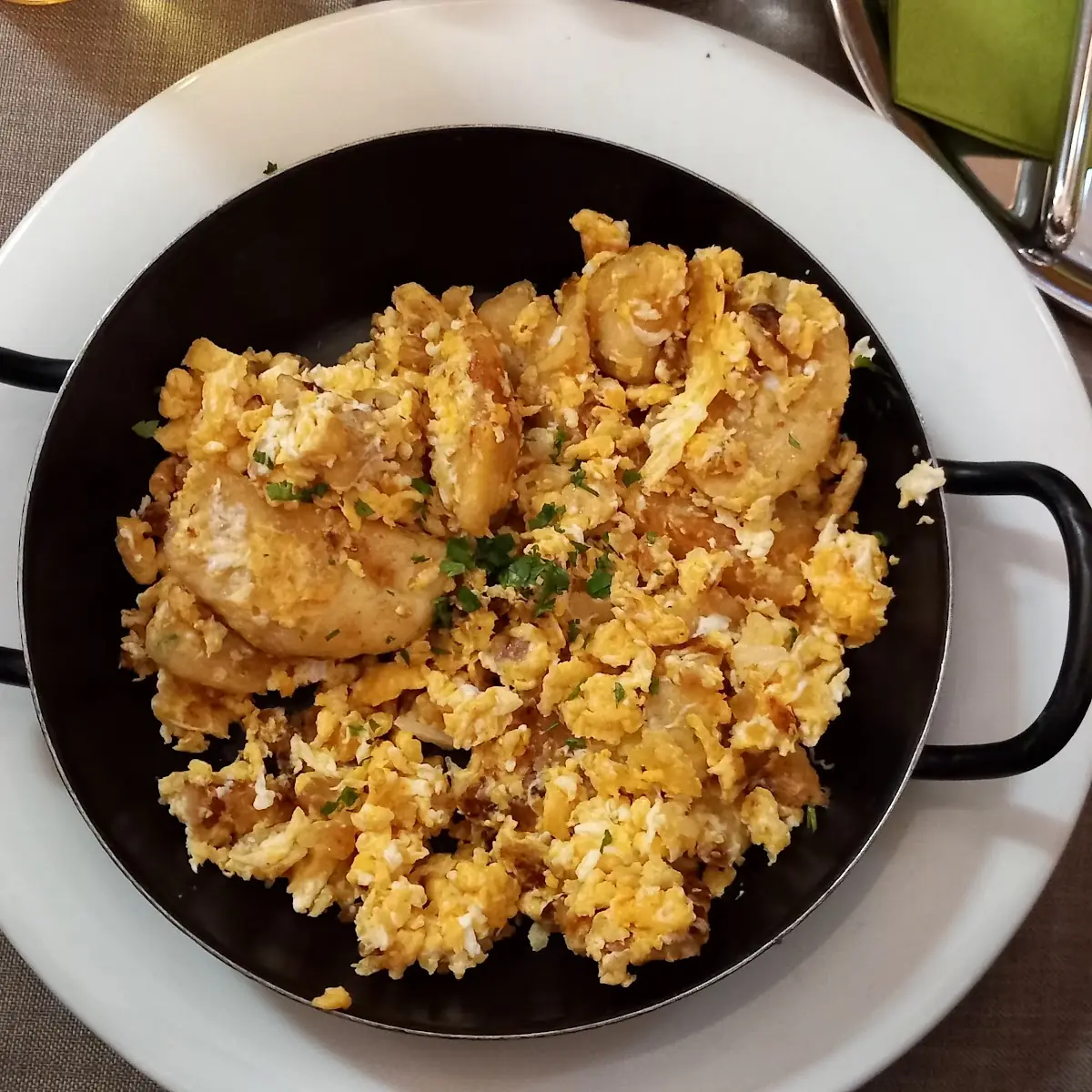 Geröstete Knödel Mit Ei