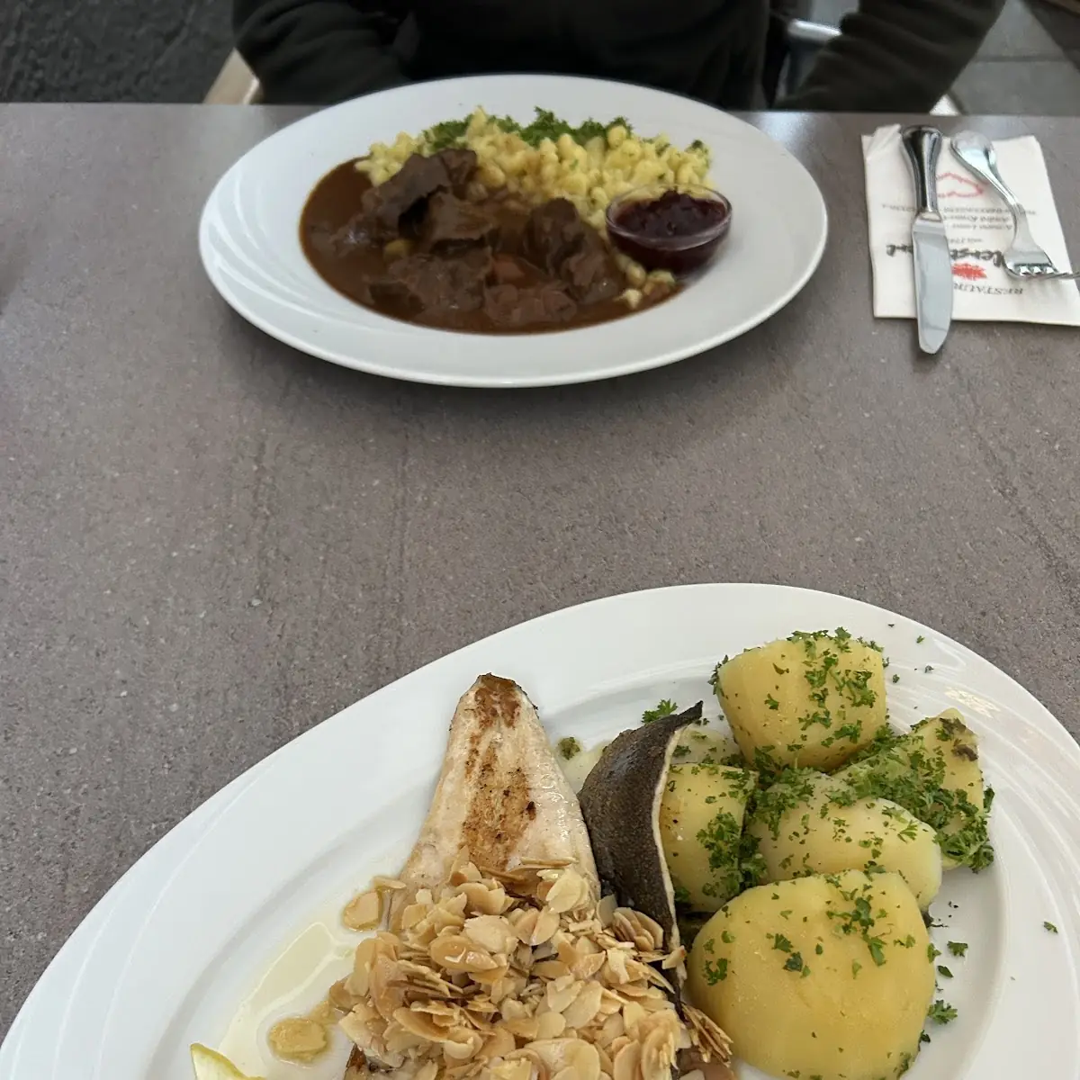 Hirschragout Mit Spätzle