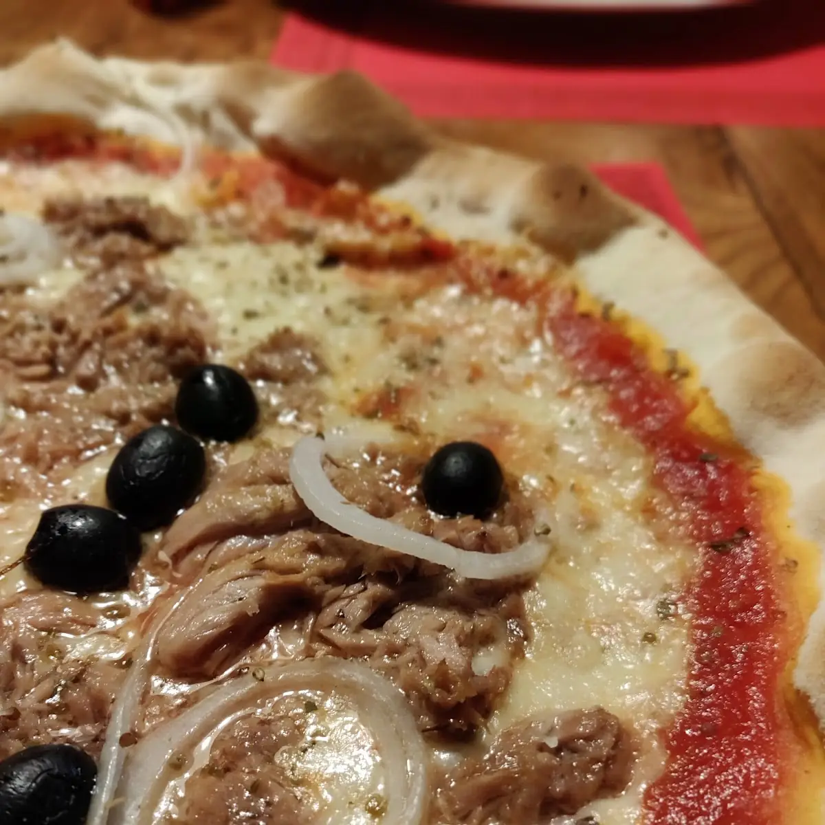 Pizza Tonno
