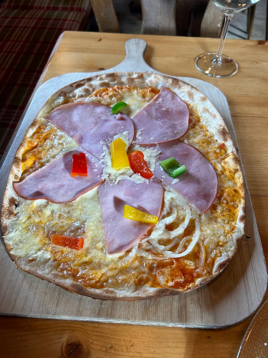 Flammkuchen Käse Schinken