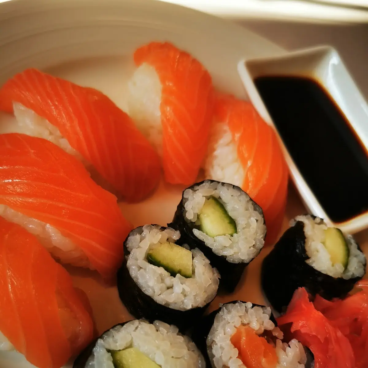 Sake Sushi