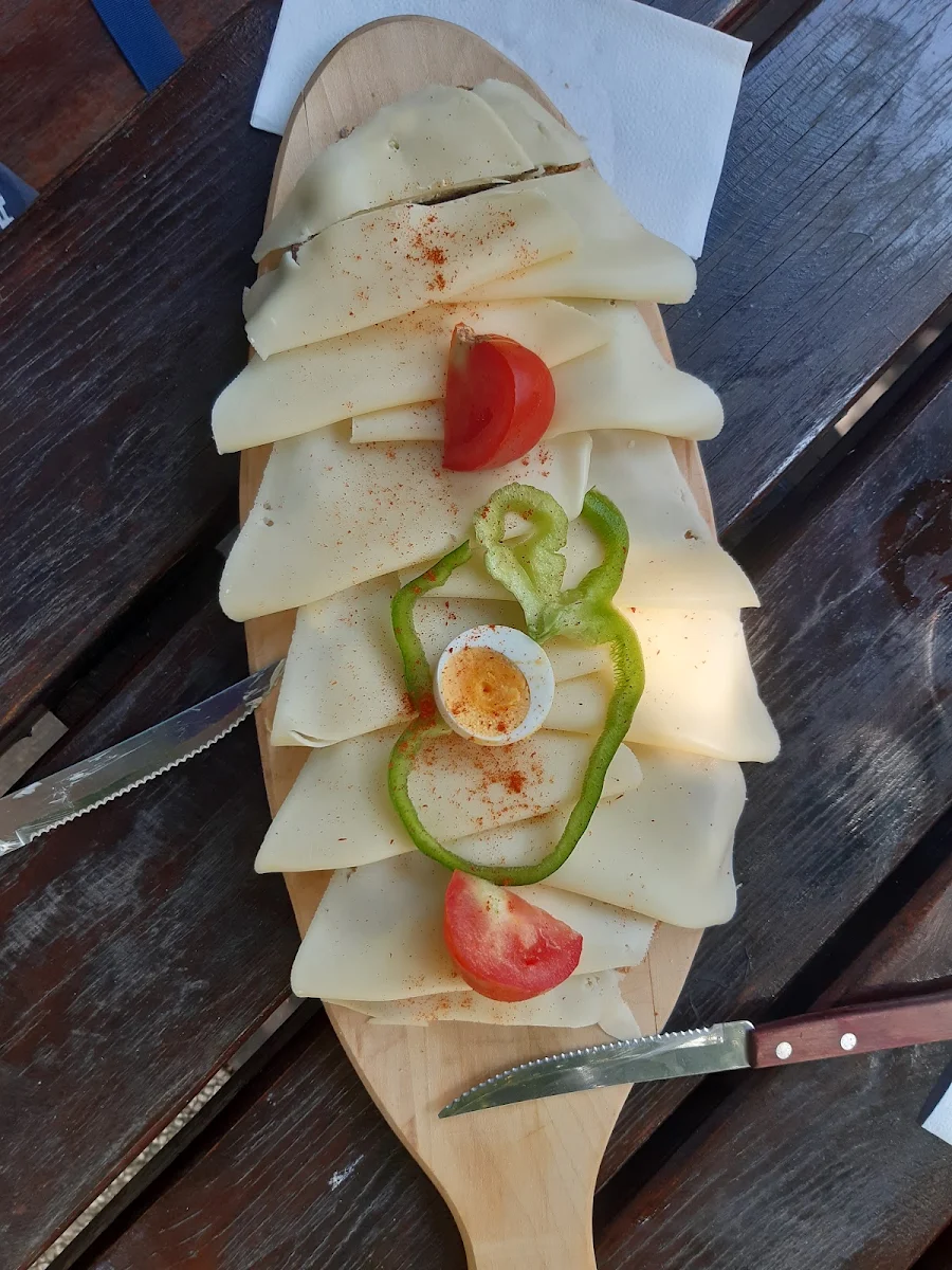 Ein Ganz Normales Käsebrot