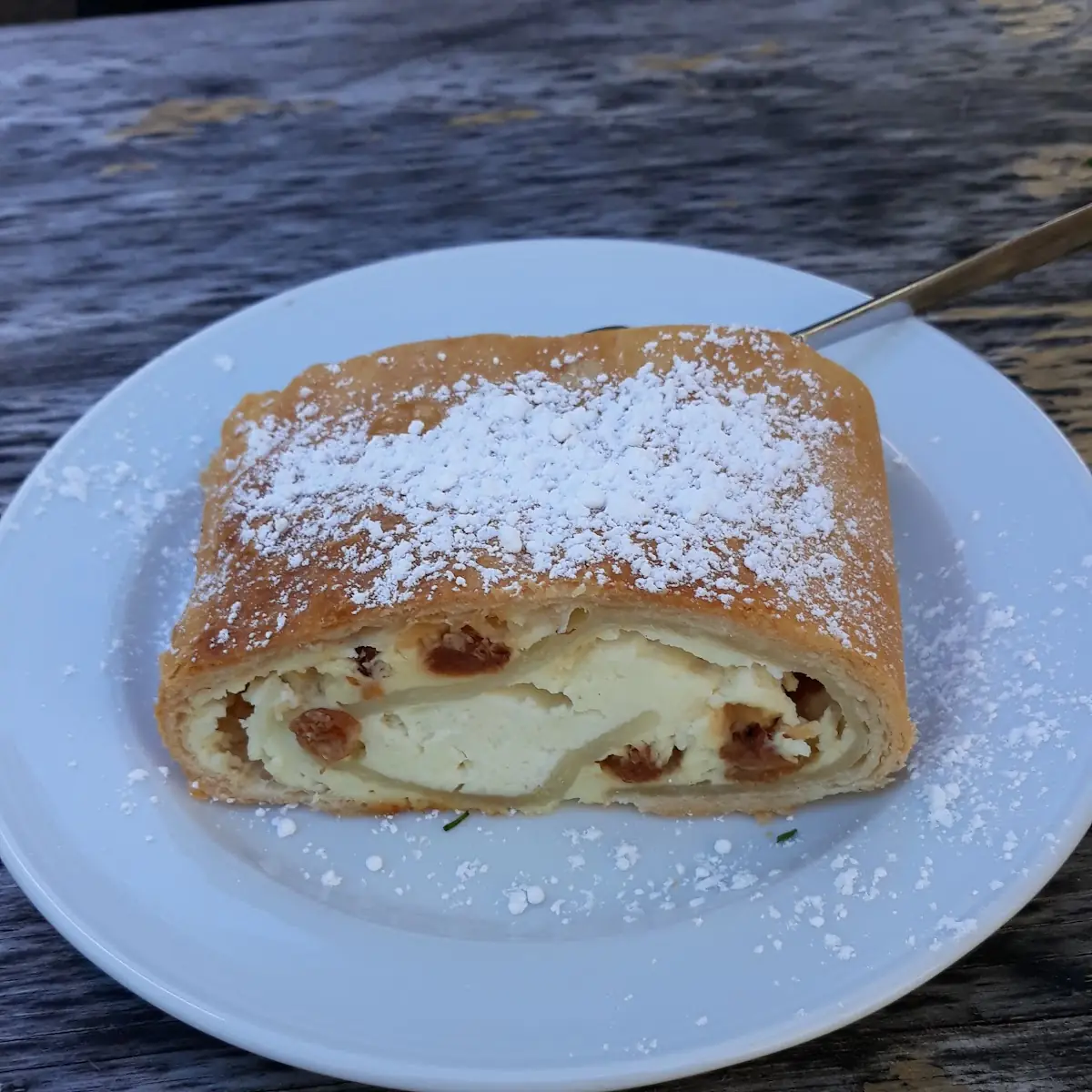 Topfenstrudel