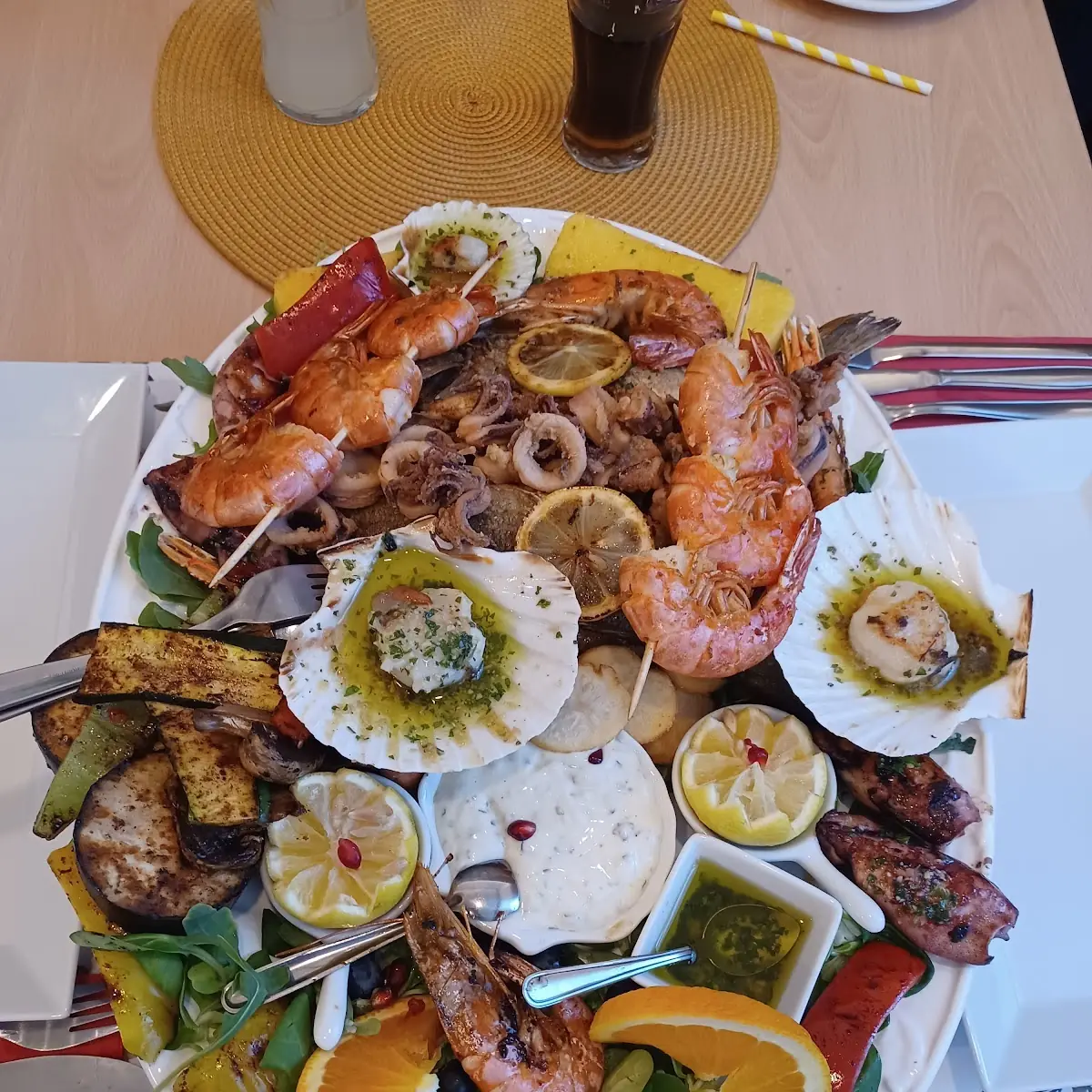 Gemischte Fischplatte Für 2 Personen
