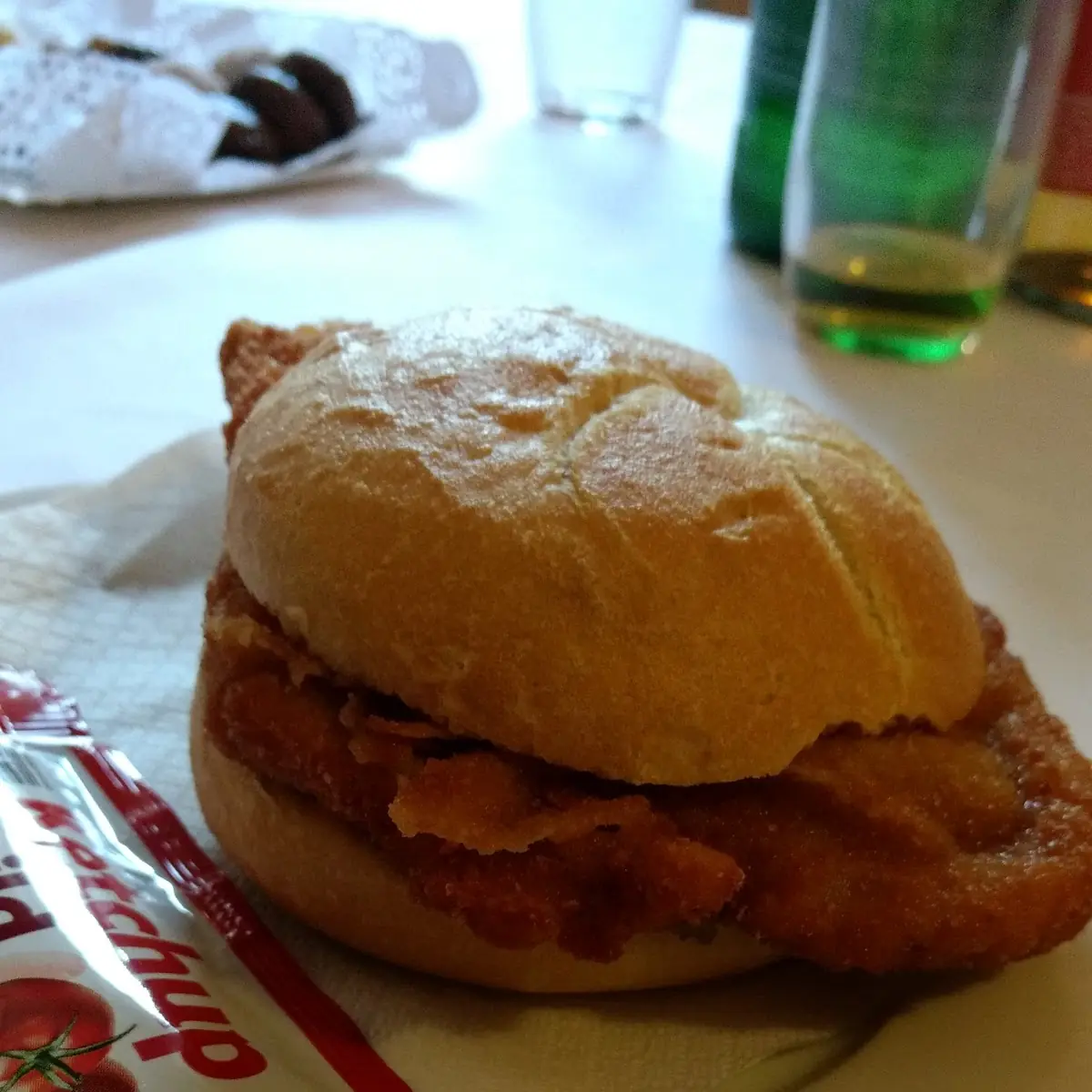 Snitzel Semmel