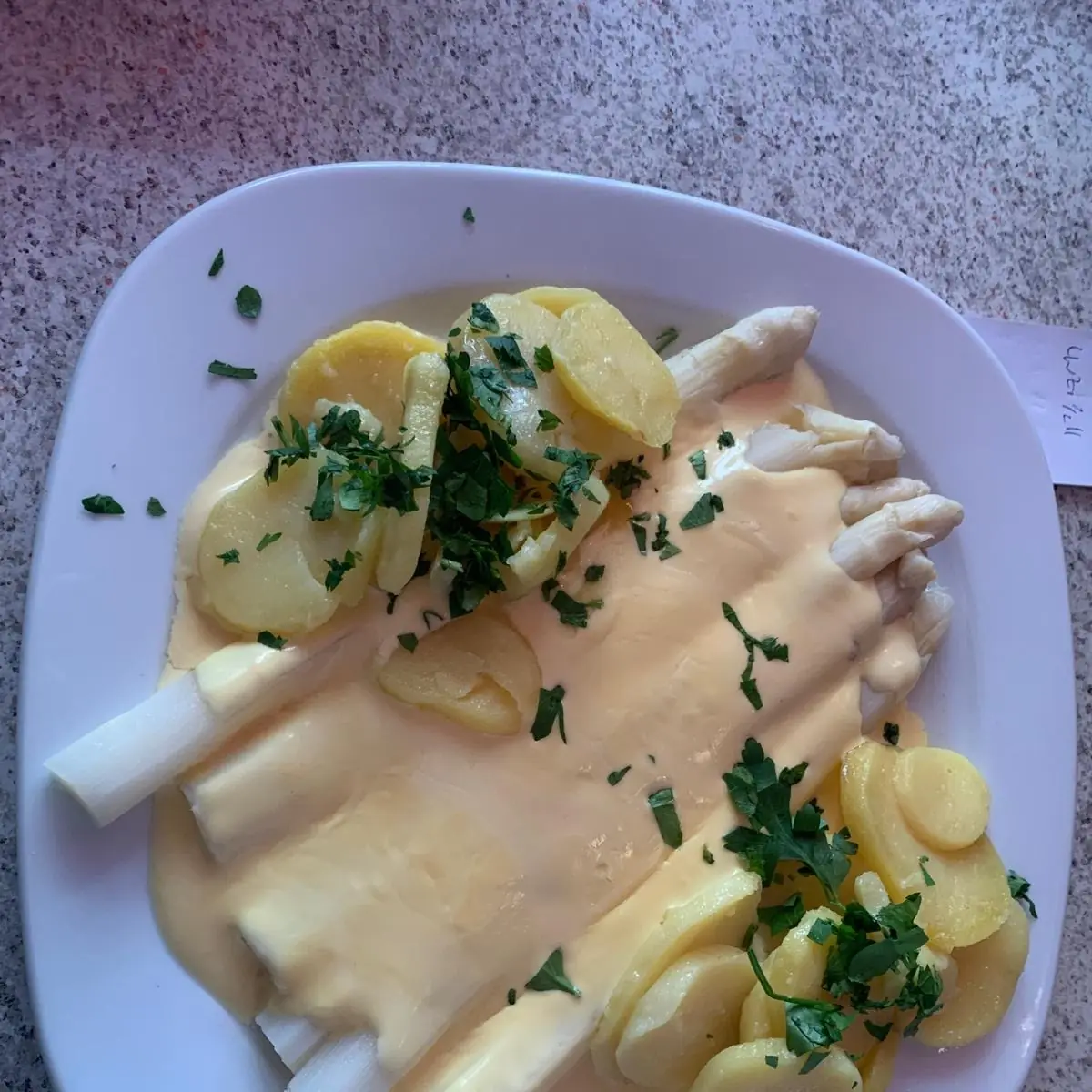 Spargel Mit Sauce Hollandaise Und Erdäpfel