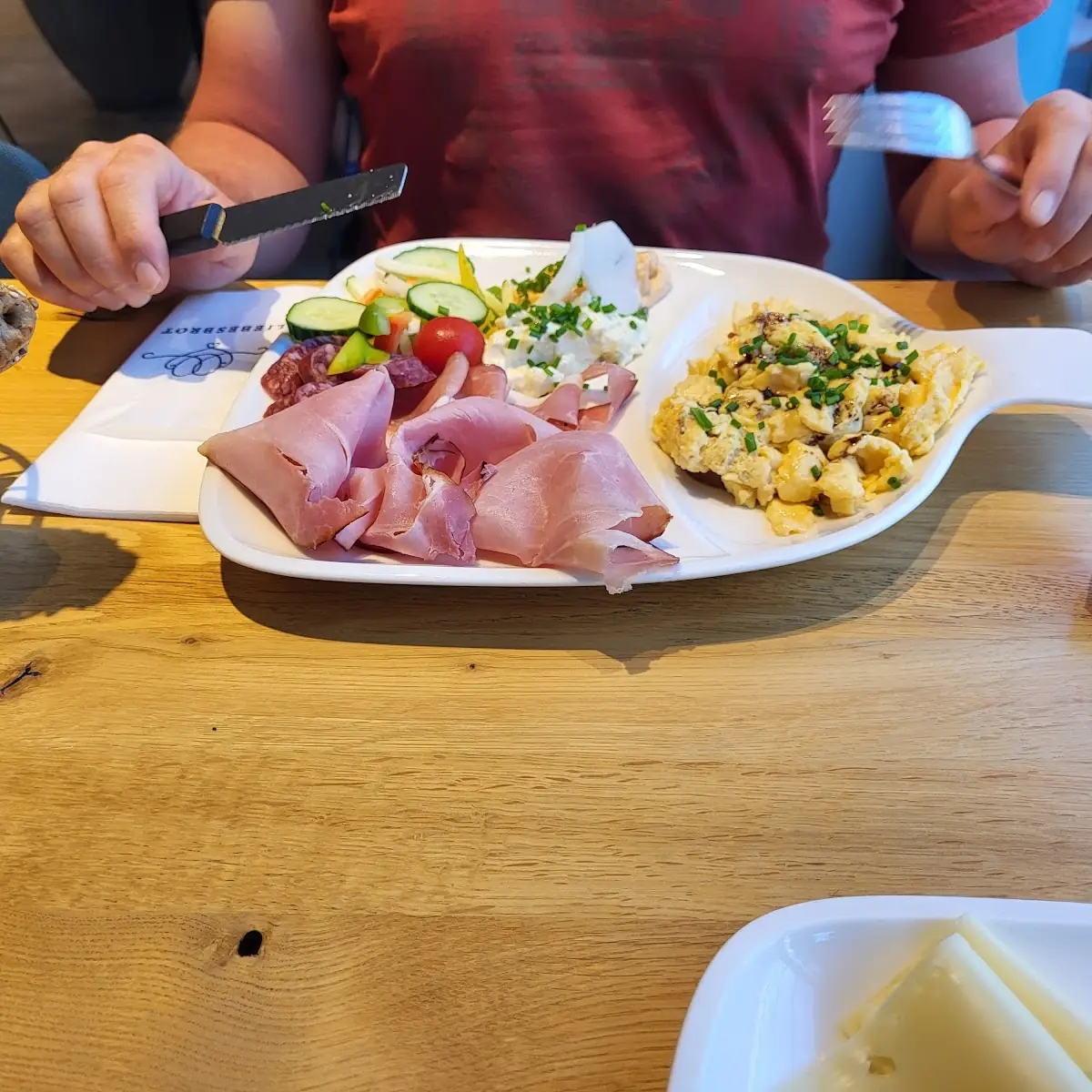 Burschen Frühstück
