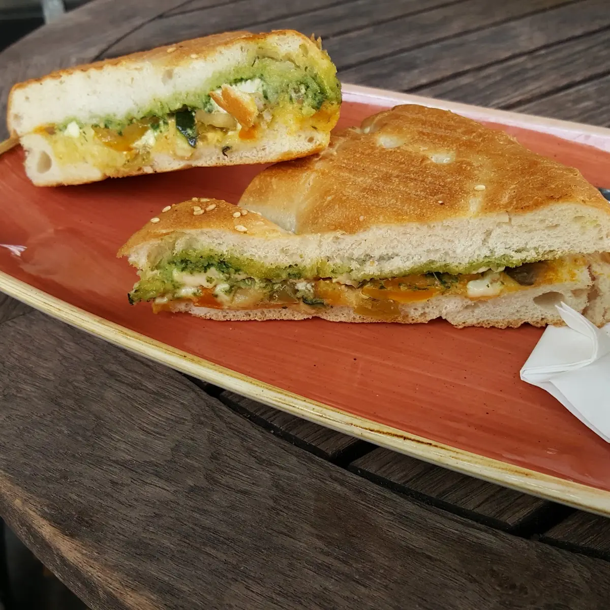 Getoastetes Fladenbrot Mit Hummus Vegan