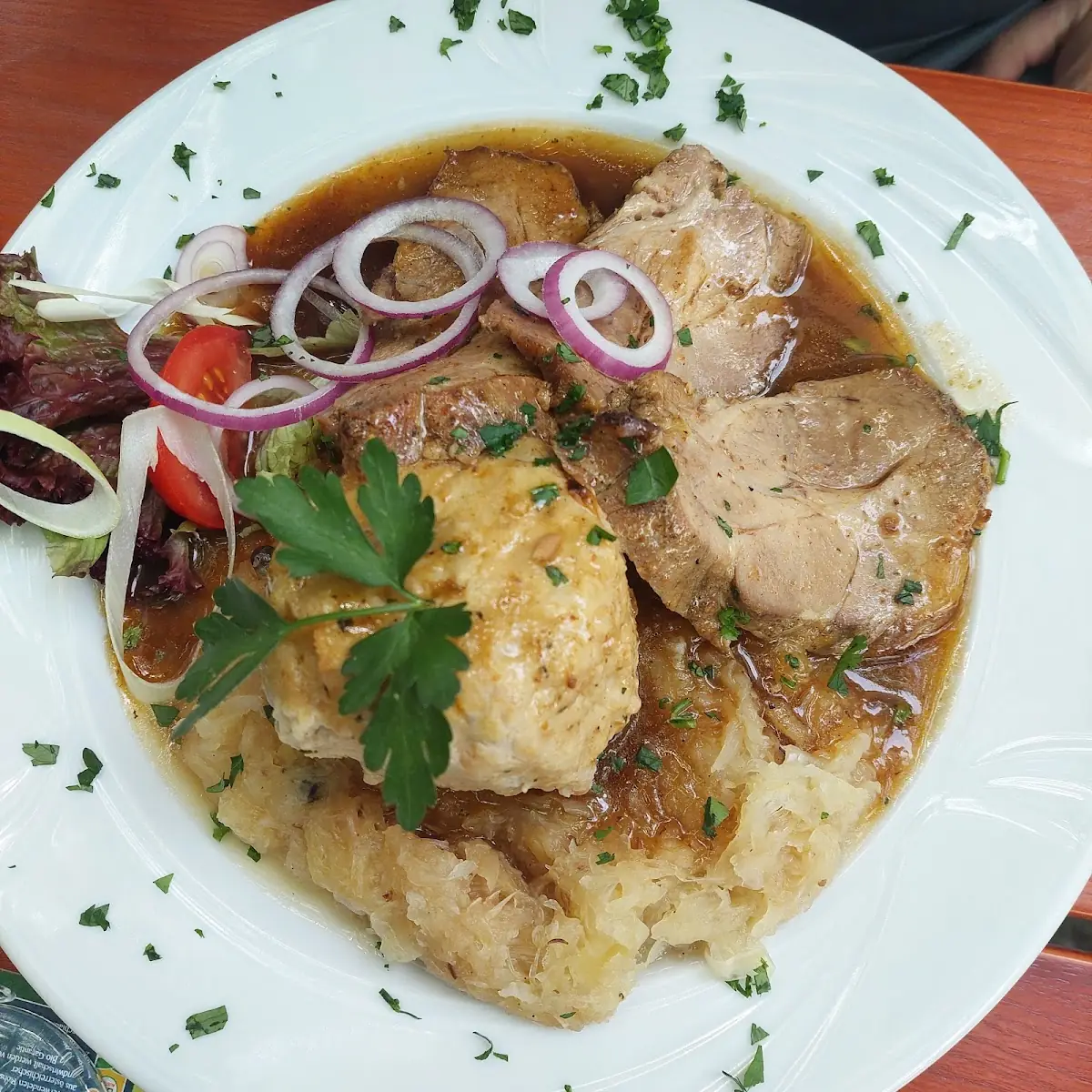 Schweinsbraten Mit Knödel