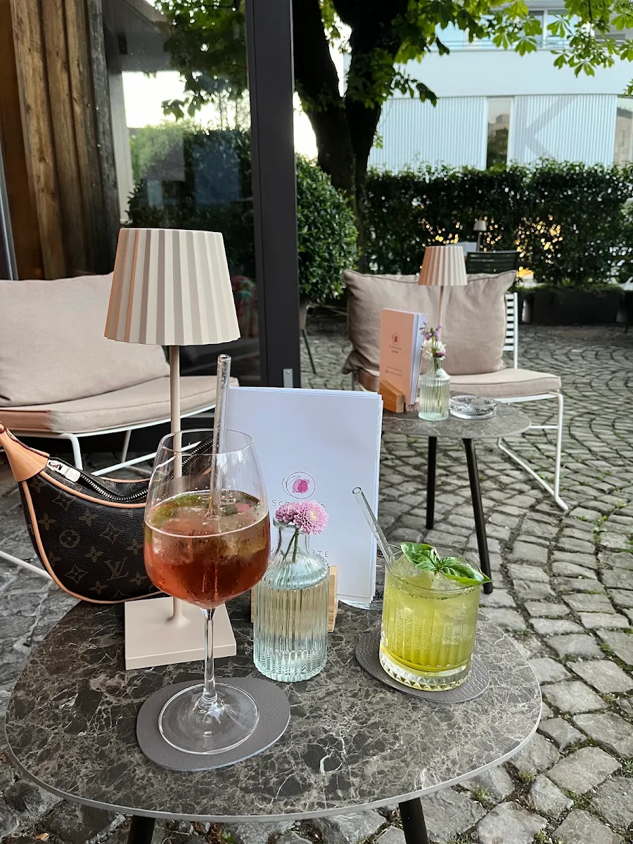 Gin Basil Smash