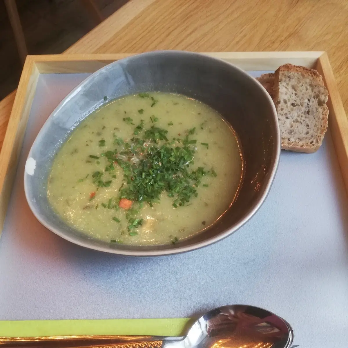 Gemüsesuppe