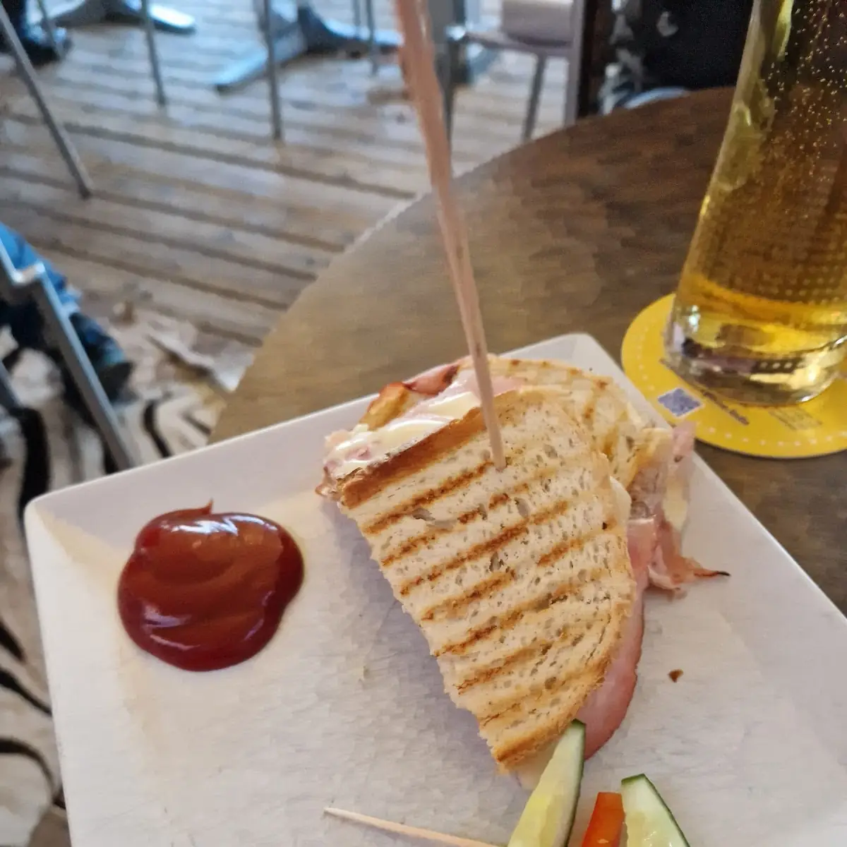 Schenken Tost