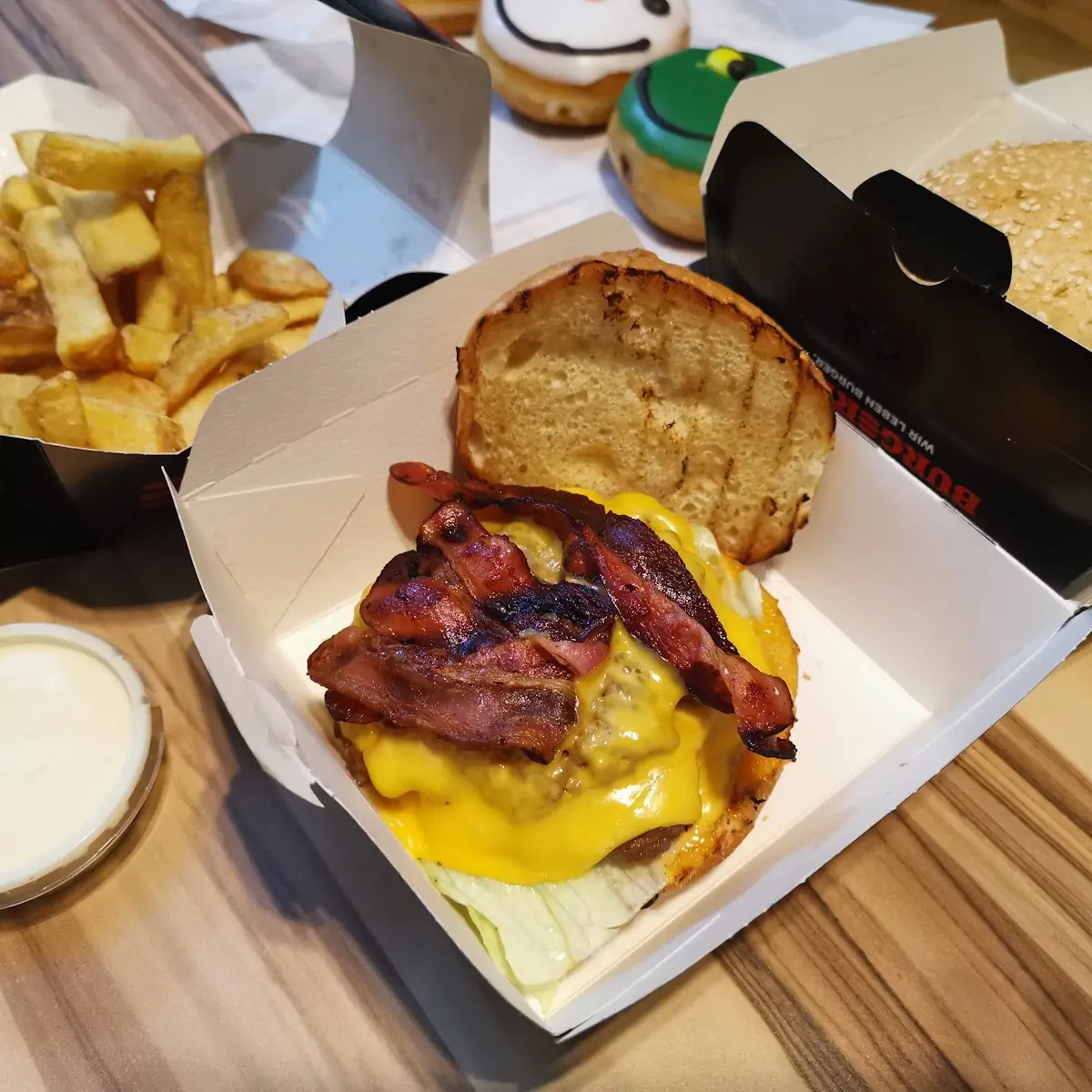 Triple Cheeseburger Mit Bacon