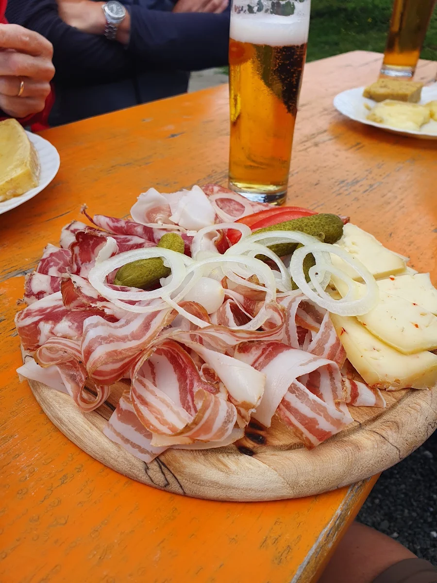Tagliere Misto Salumi E Formaggi