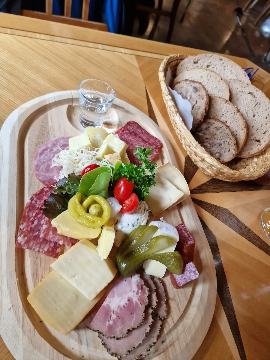 Speck- Oder Käsebrot