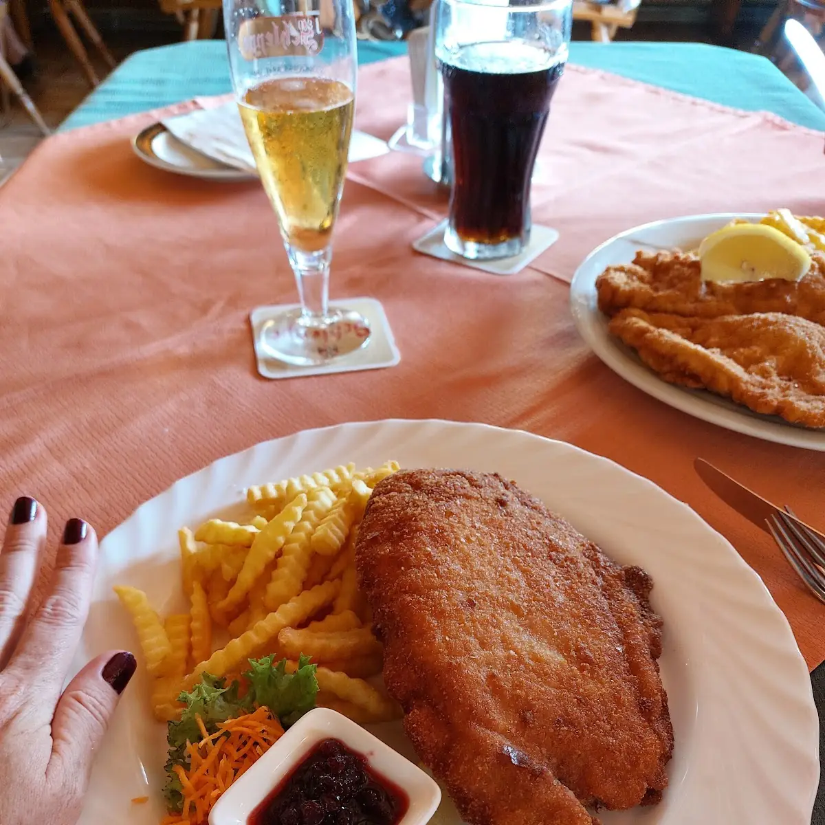 Cordon Bleu Vom Schwein Mit Pommes