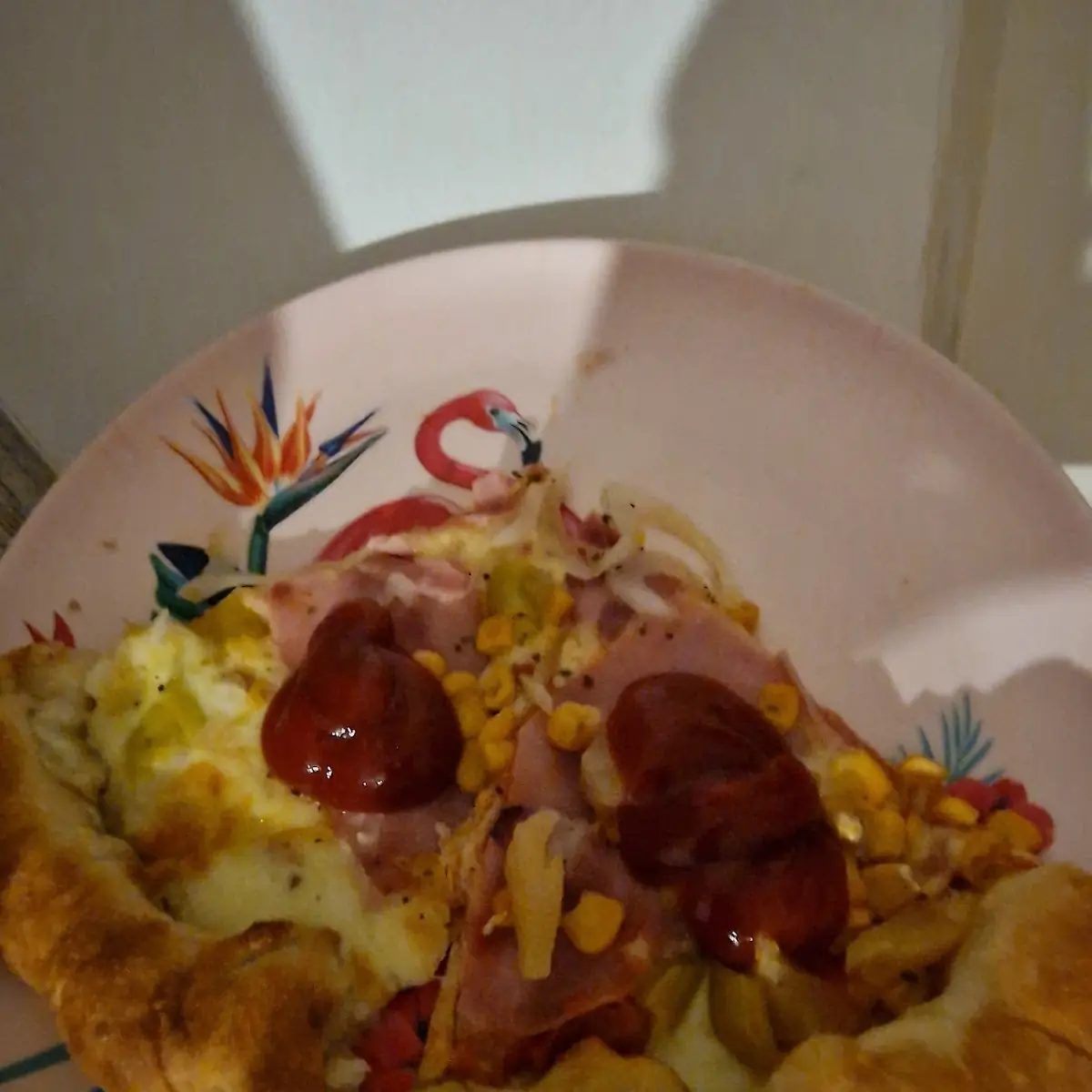 Pizza Hawaii Mit Käserand