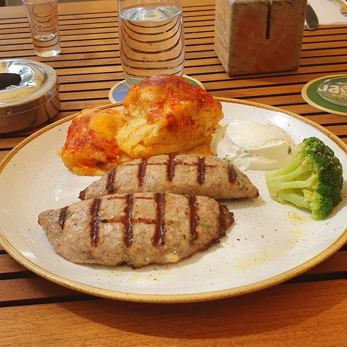 Bifteki