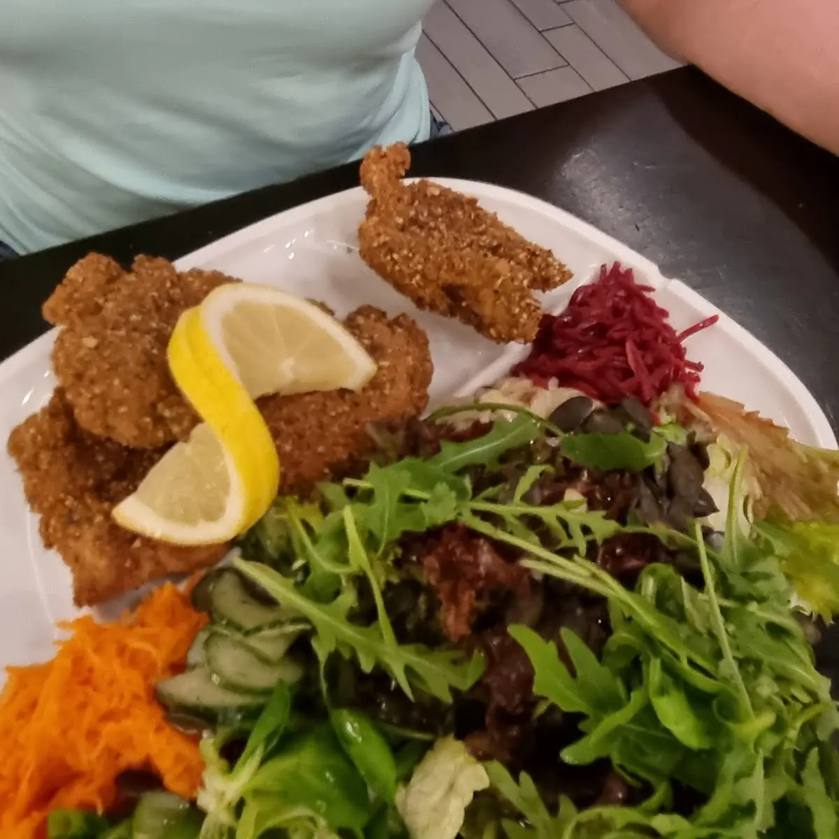 Steirischer Backhendlsalat