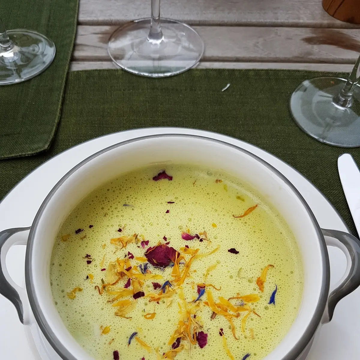 Spargelcremesuppe