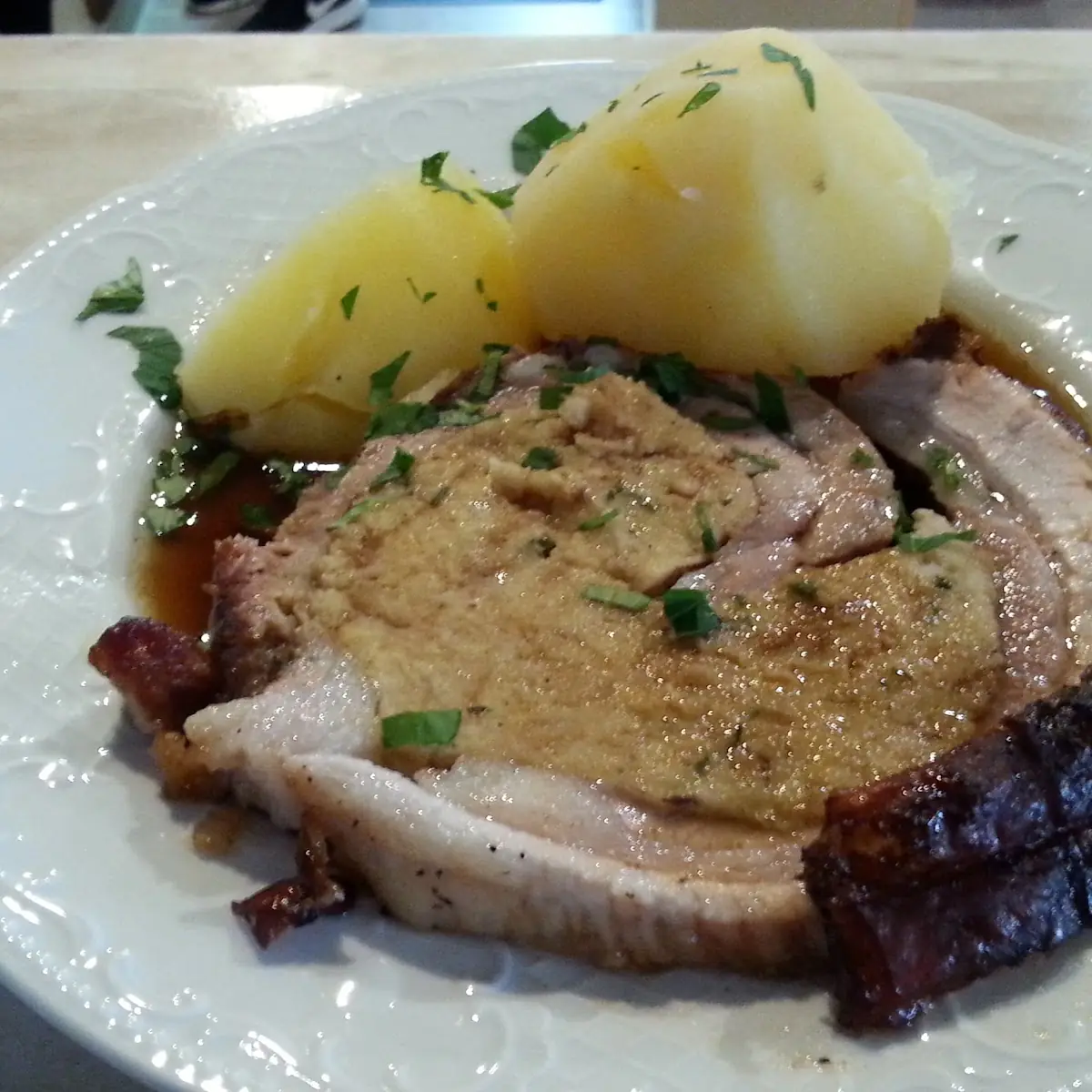 Schweins- Surbraten Mit Knödel Und Sauerkraut Einfach Top