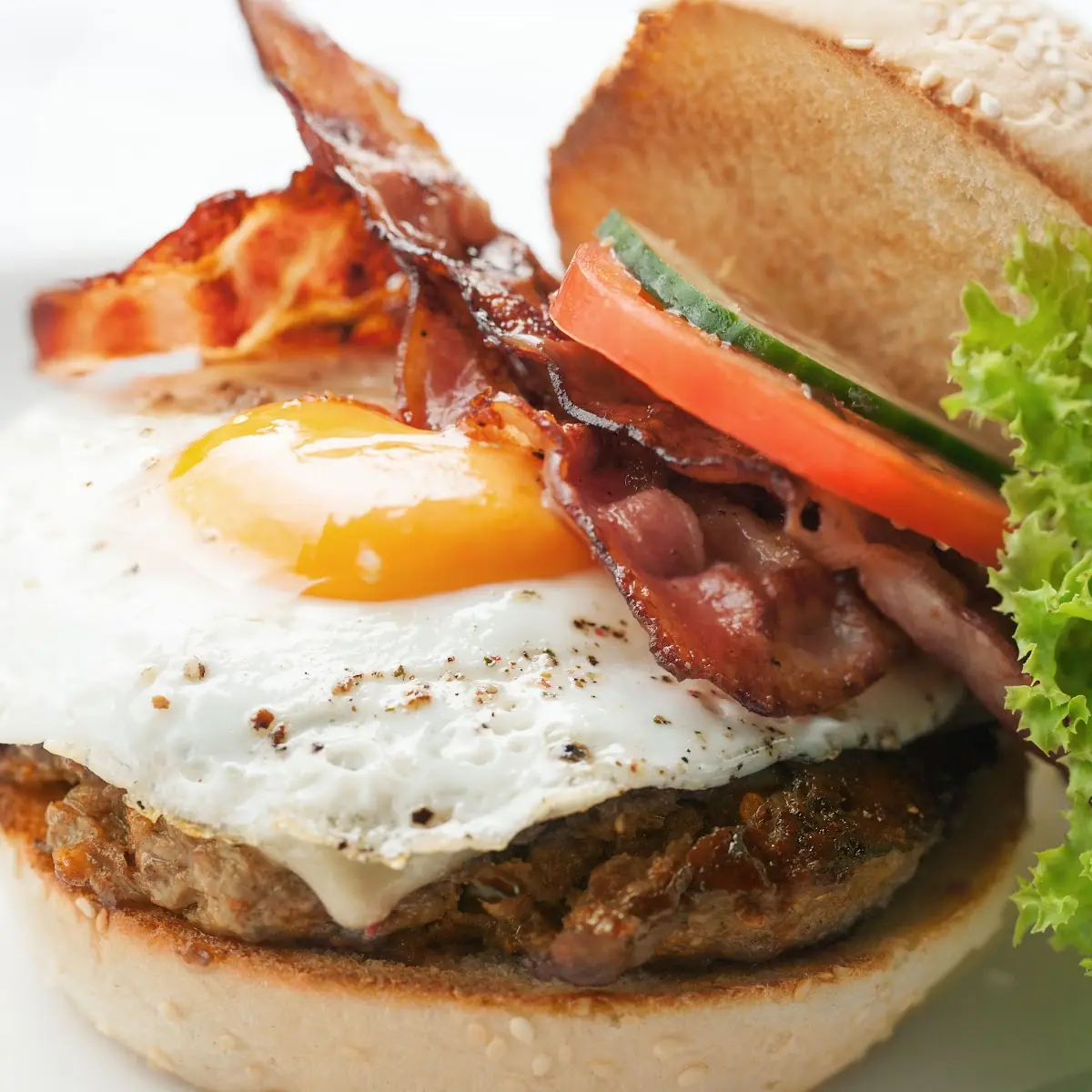 Bacon & Egg Burger