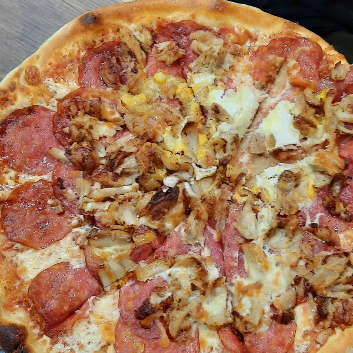 Salami Mit Kebapfreisch Und Ei