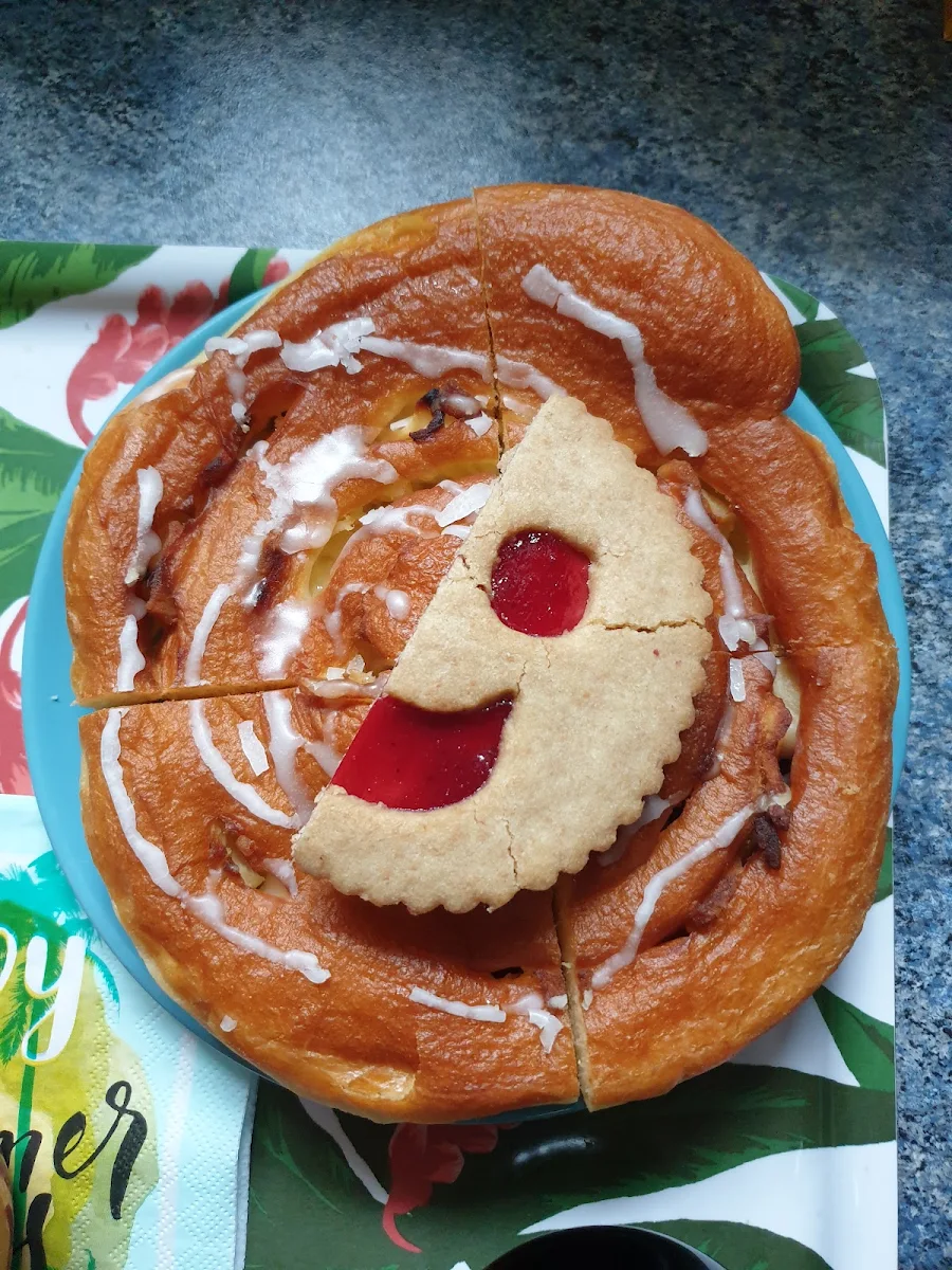 Dinkelgesicht Auf Apfelkrapfen