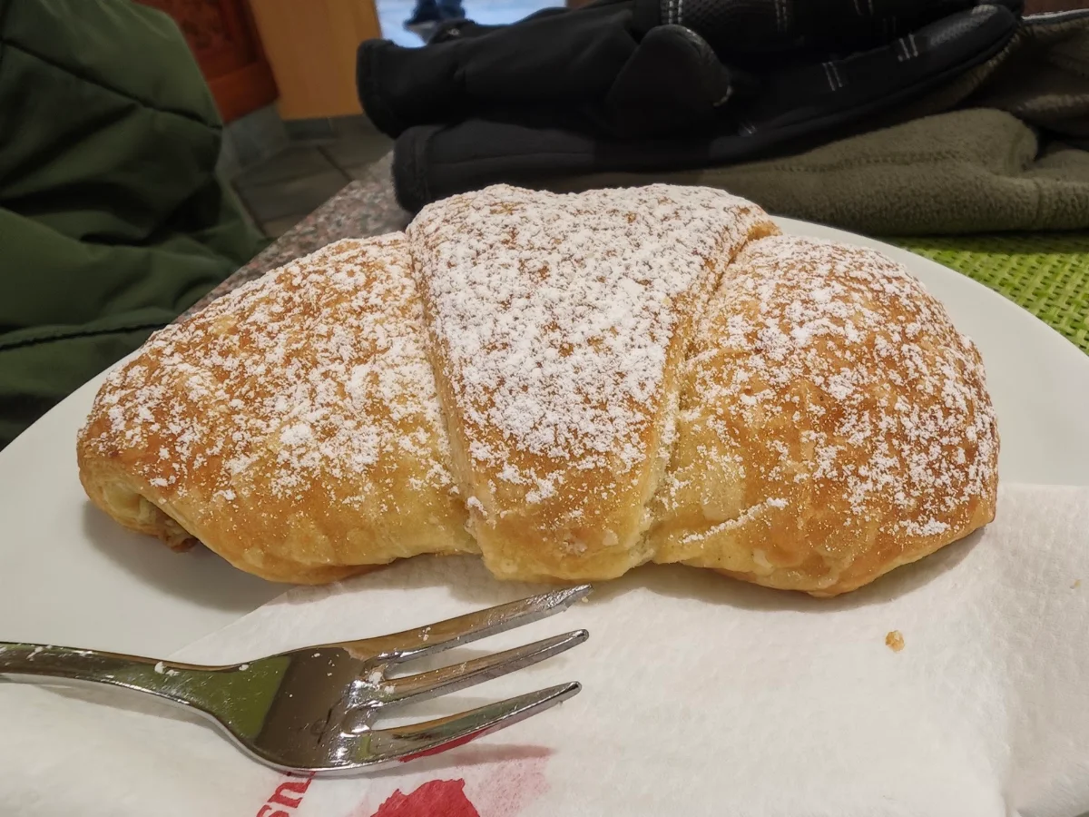 Nusskipferl
