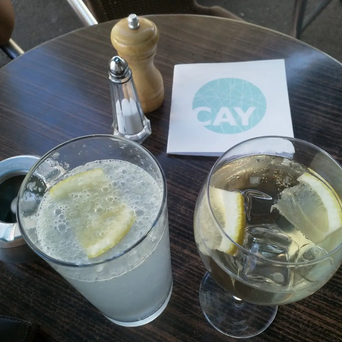 Sodazitrone Und Kaiserspritz