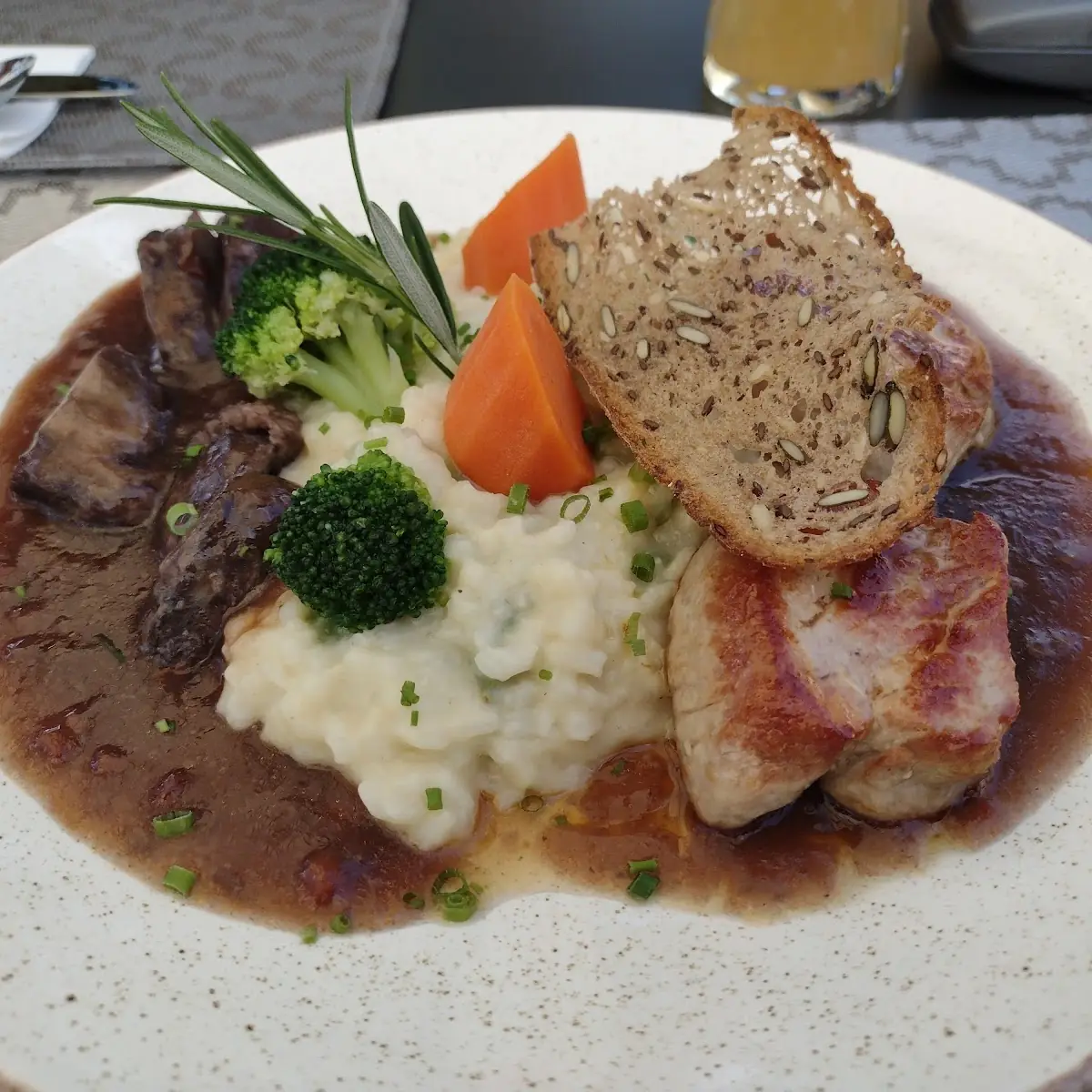 Backerln Und Schweinemedaillons Mit Risotto