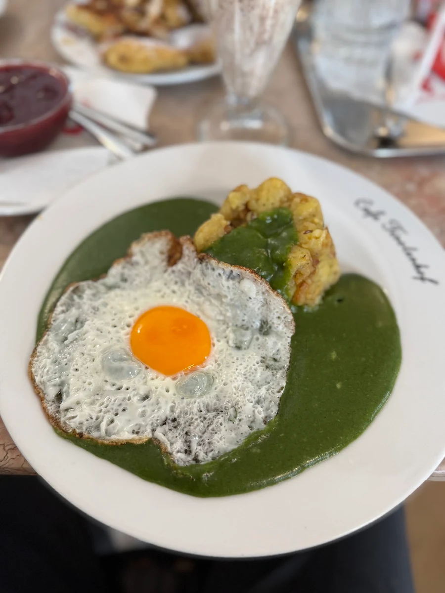 Cremespinat Mit Rösti