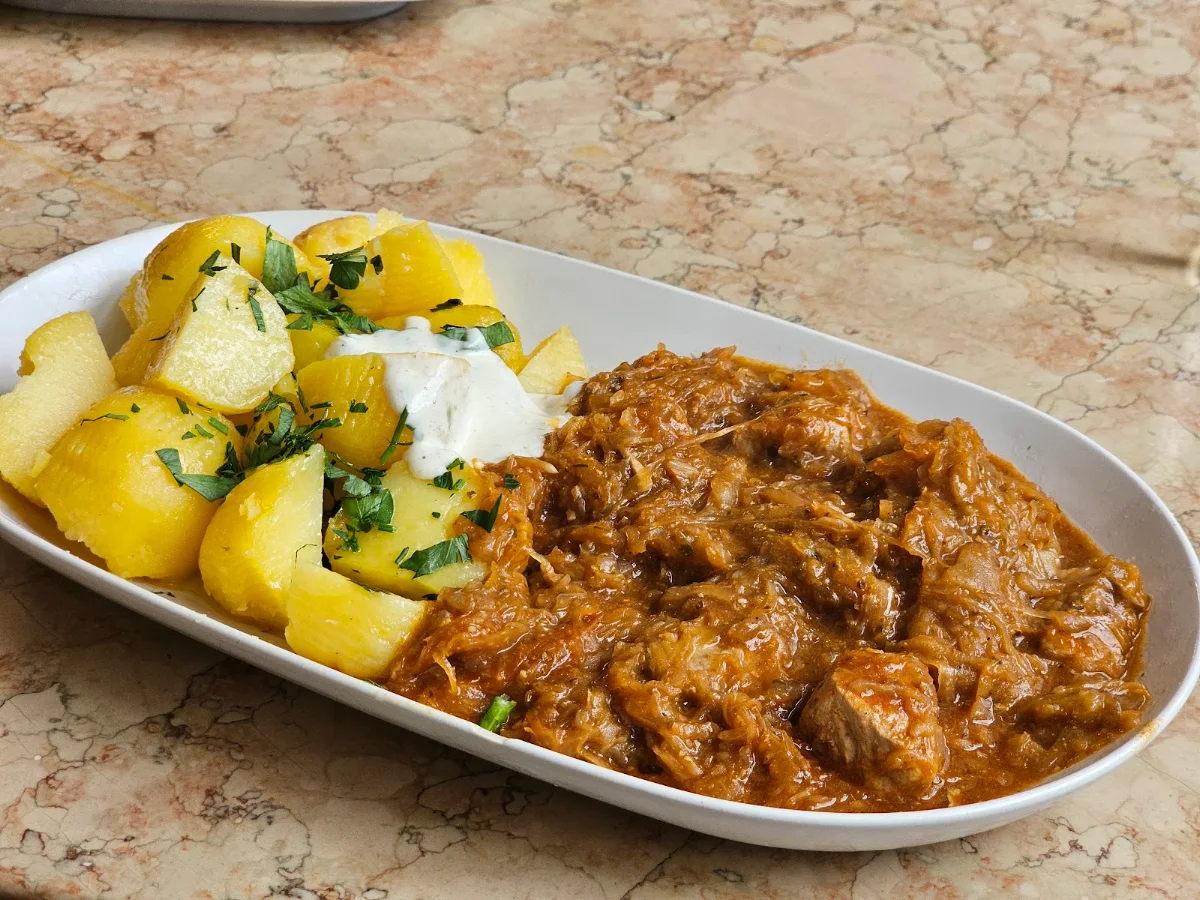 Szegediner Gulasch