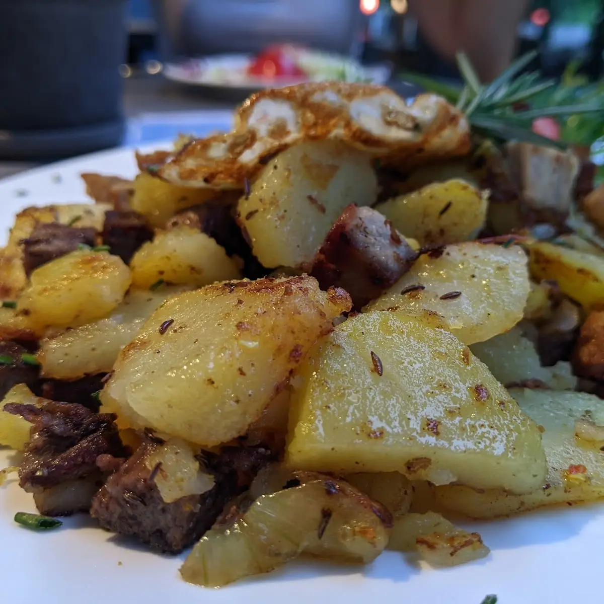 Grösti Mit Bratkartoffeln