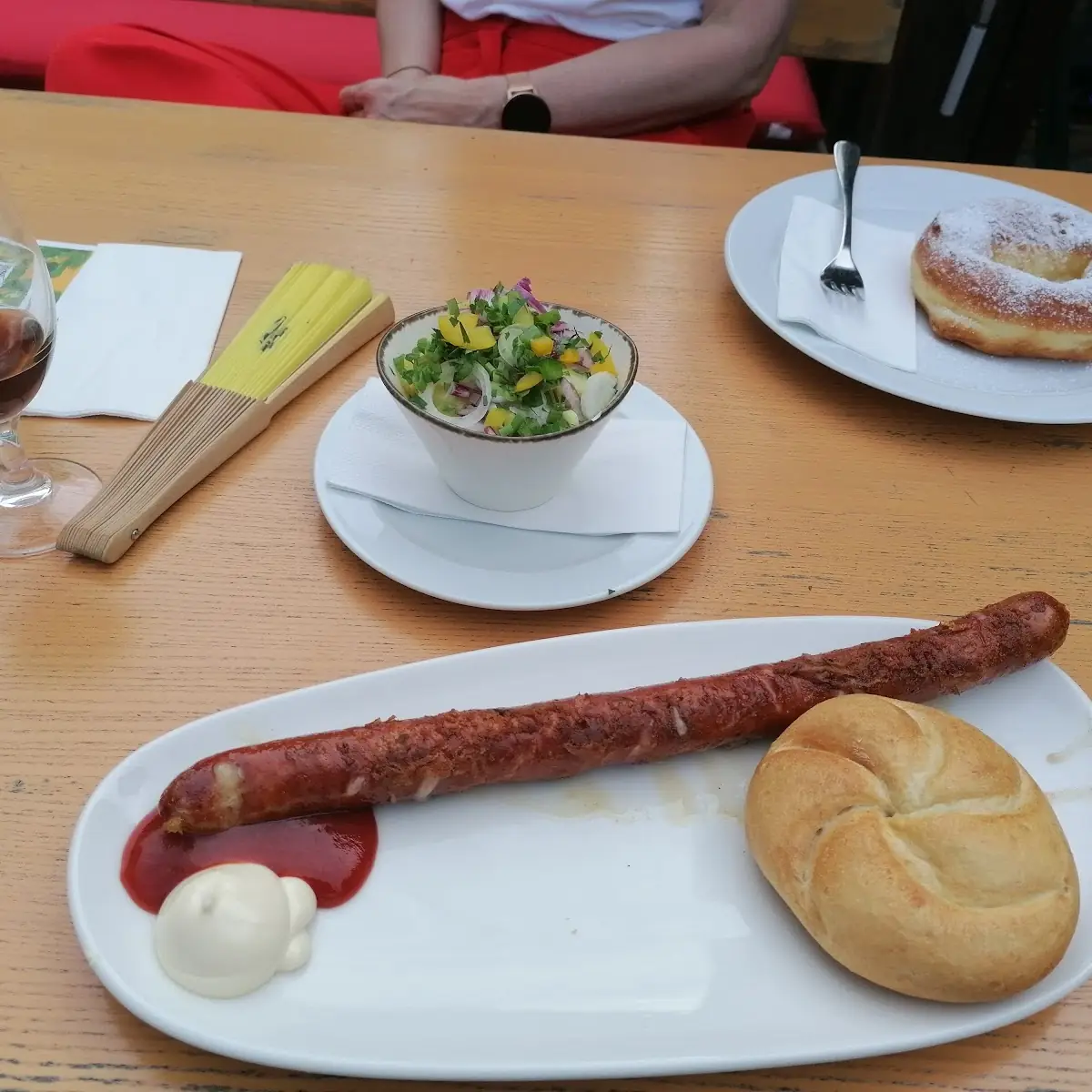 Würstel Mit Gulaschsaft