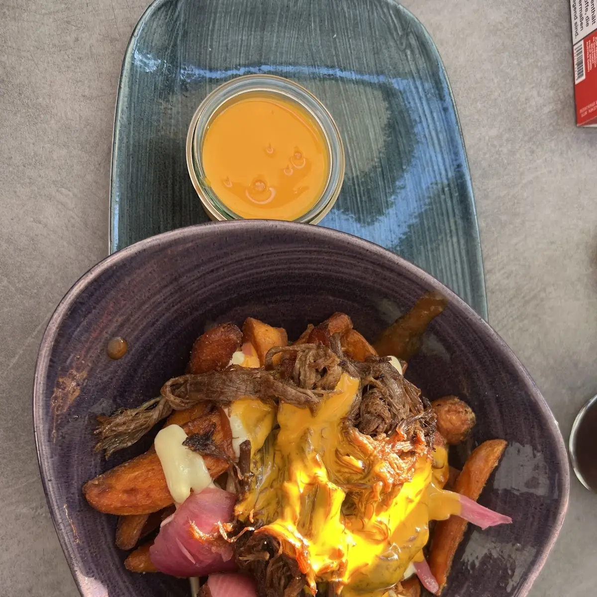 Wild Cheeseburger Bowl