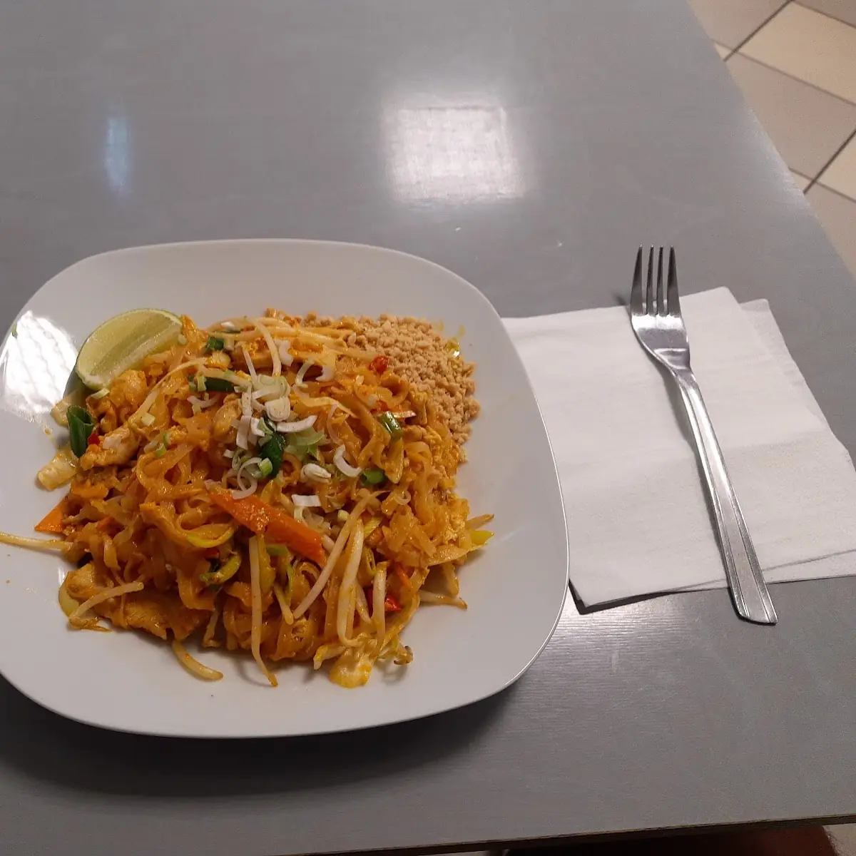 Pad Thai Huhn