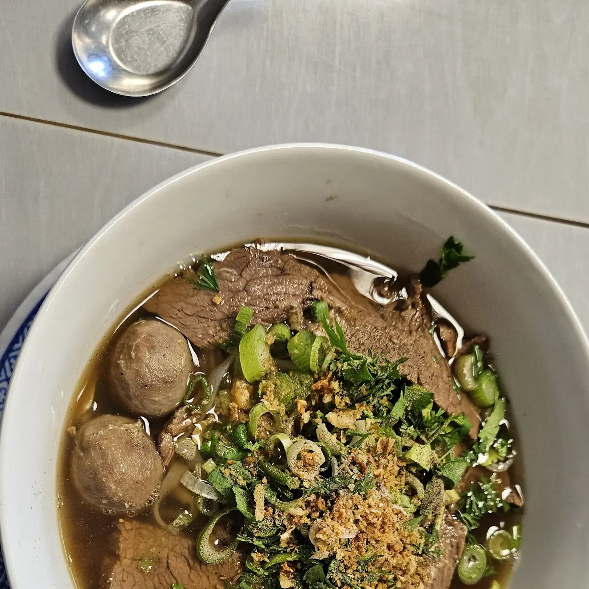 Thai Rindsuppe