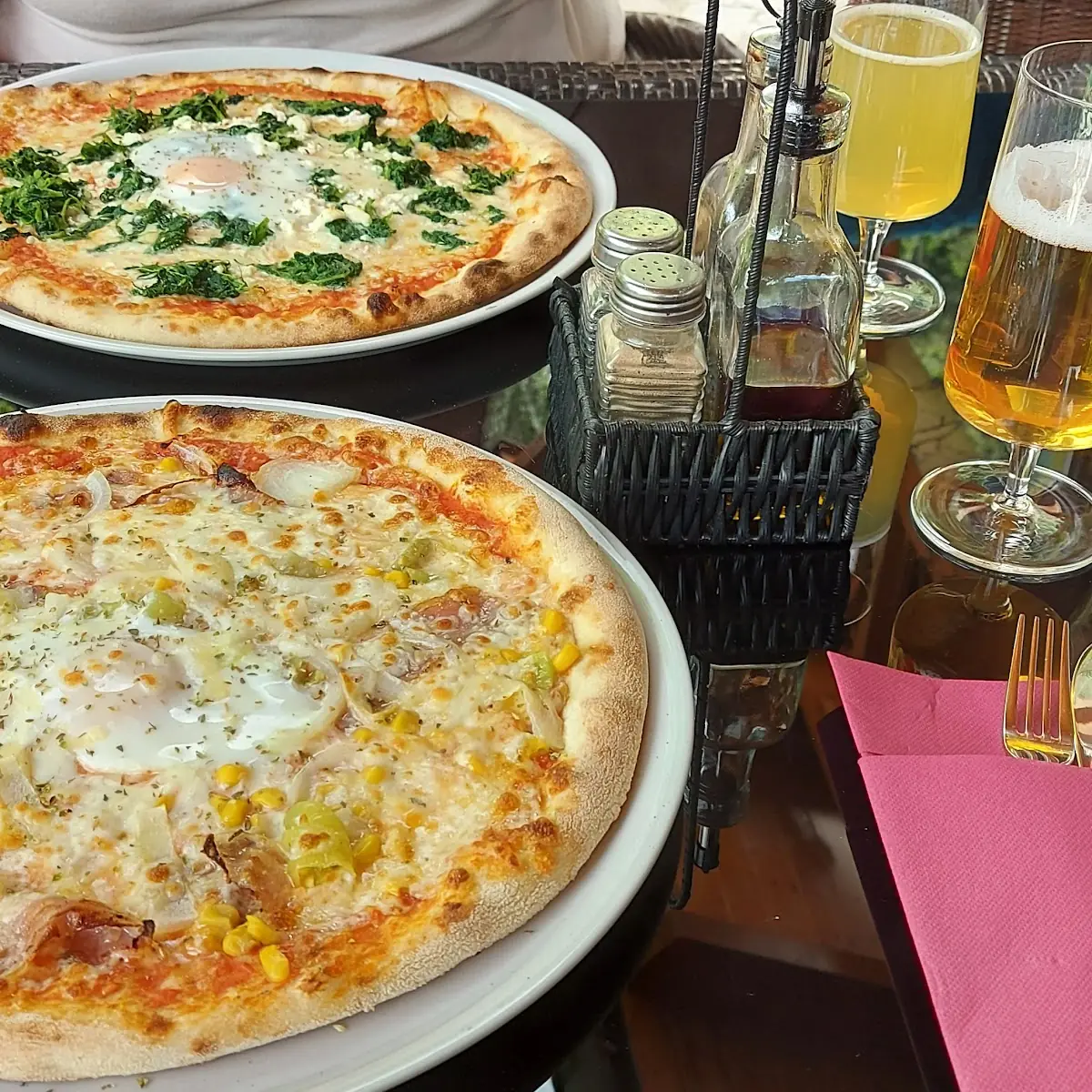Steirische Pizza Und Eine Spinat