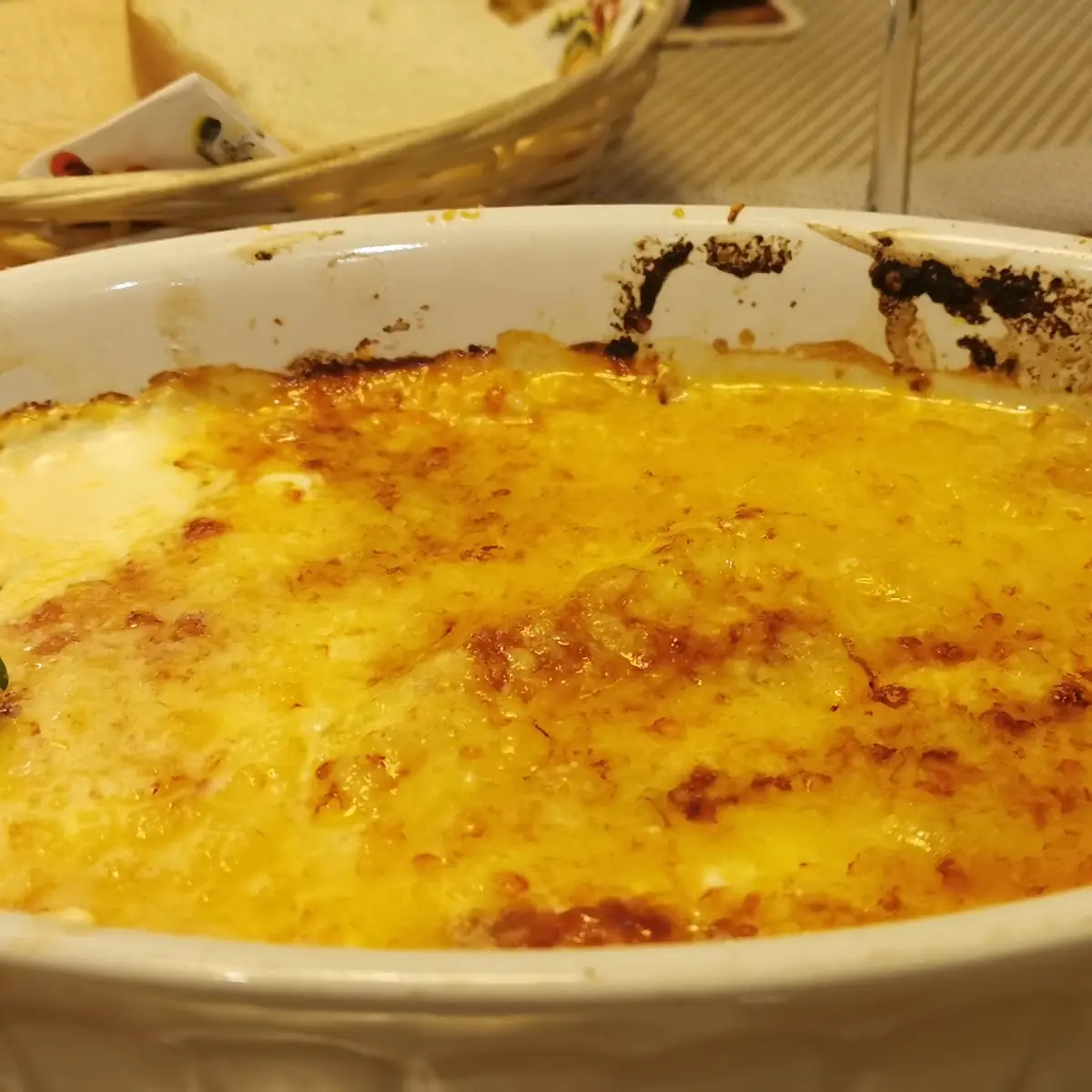 Cannelloni Mit Ricotta-spinat Füllung An Tomatensauce