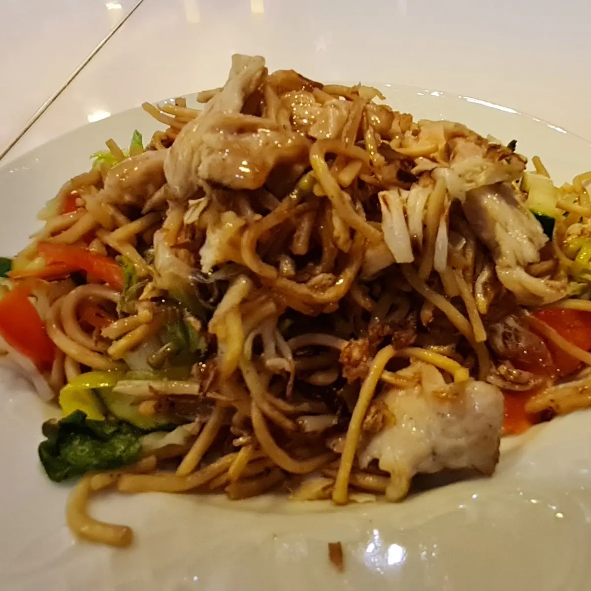 Gebratene Nudeln Mit Huhn