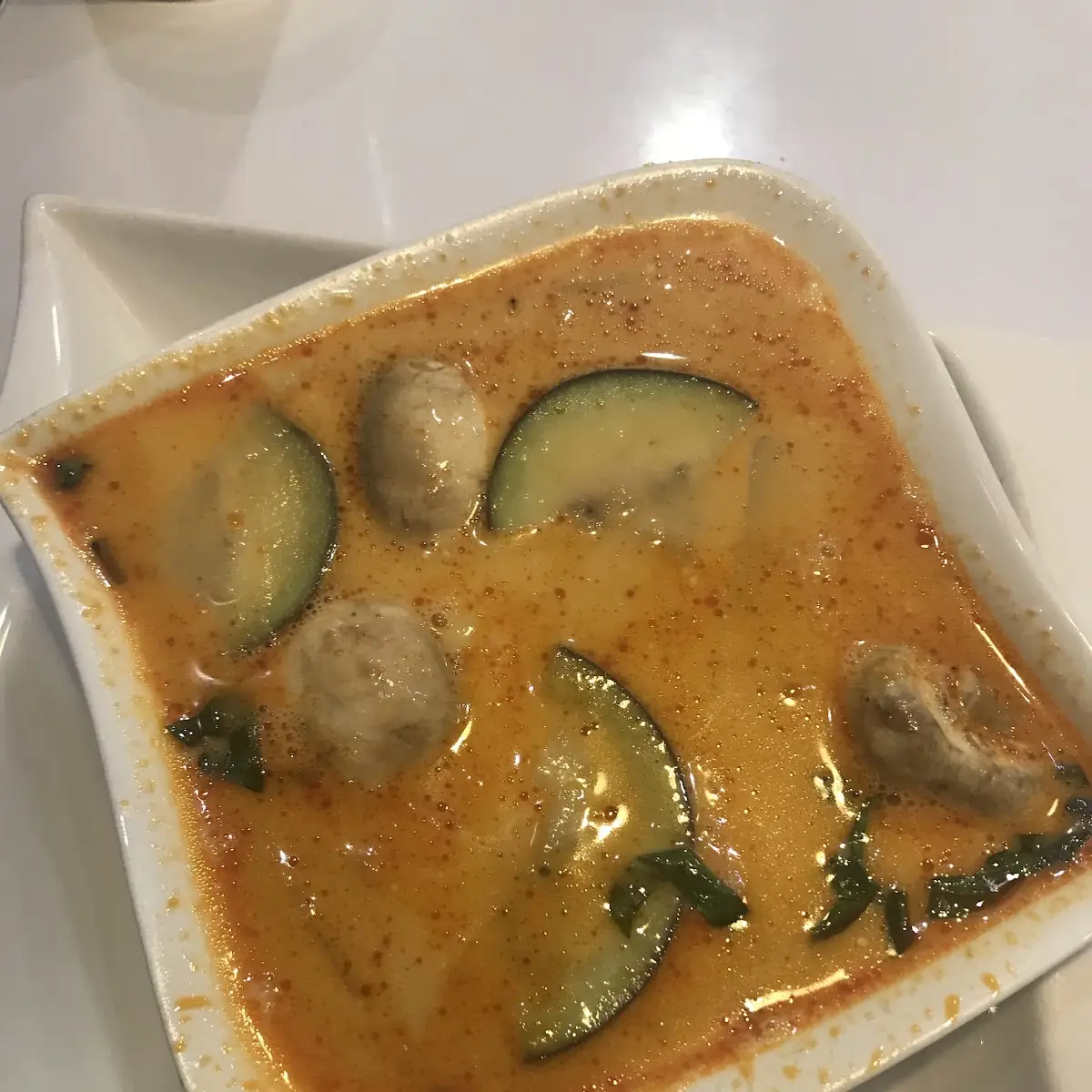 Kokos-suppe Mit Hühnerfleisch
